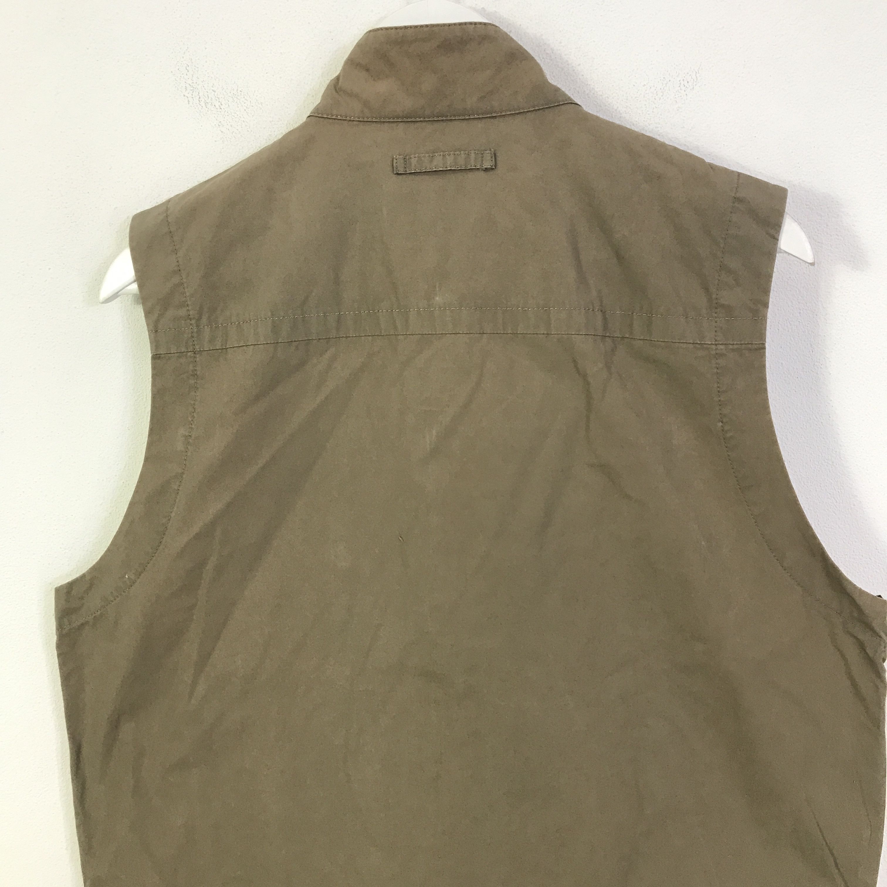 Burberry burberry london vest K121B18 Size US L / EU 52-54 / 3 - 4 Thumbnail