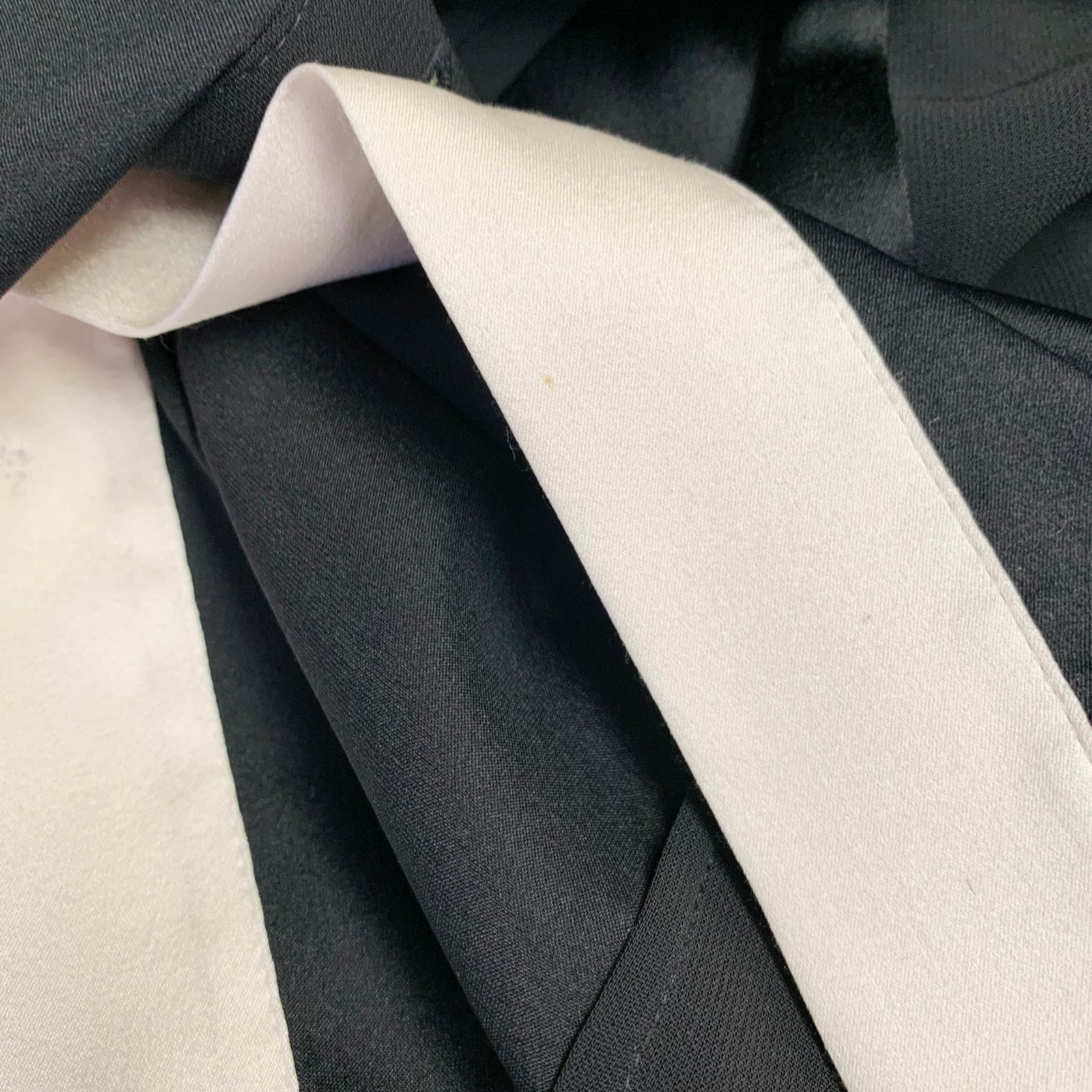 Donna Karan Black Cream Viscose Blend Mixed Materials Hidden Buttons Size M / US 6-8 / IT 42-44 - 9 Thumbnail