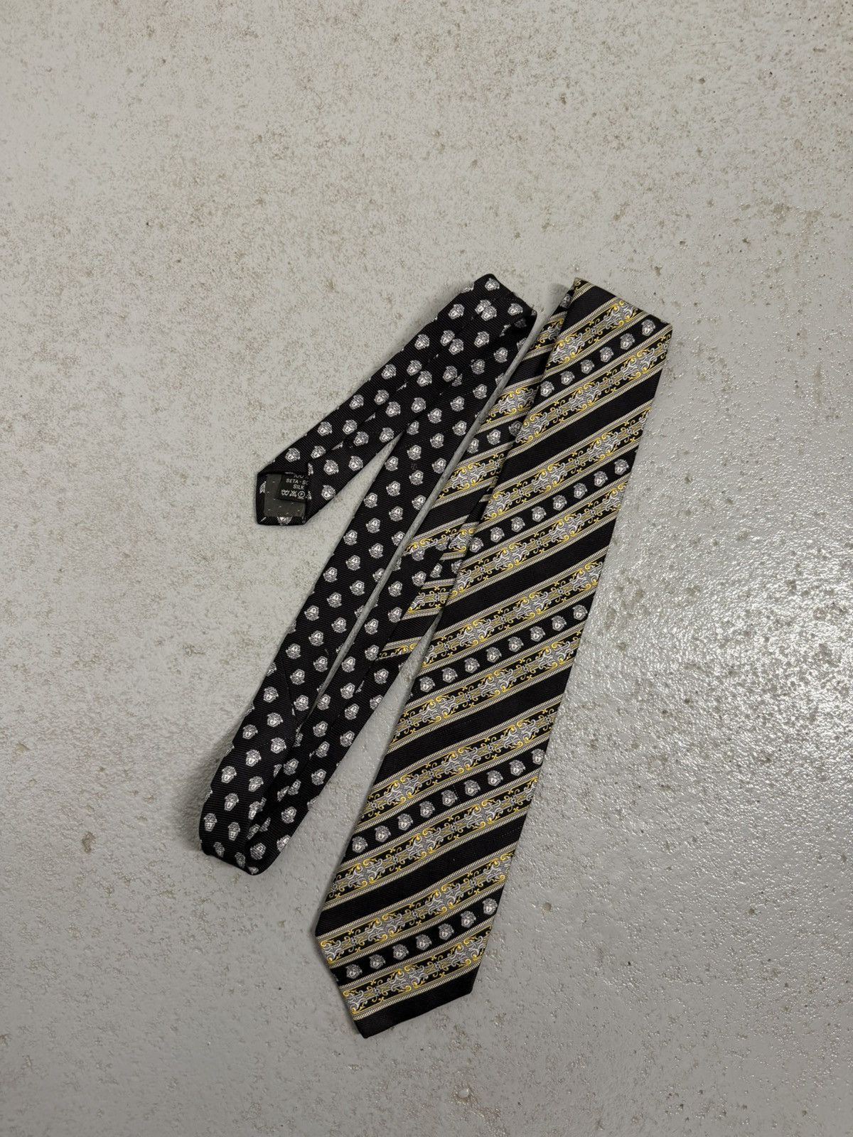 Versace Gianni Versace Tie Size ONE SIZE - 1 Thumbnail