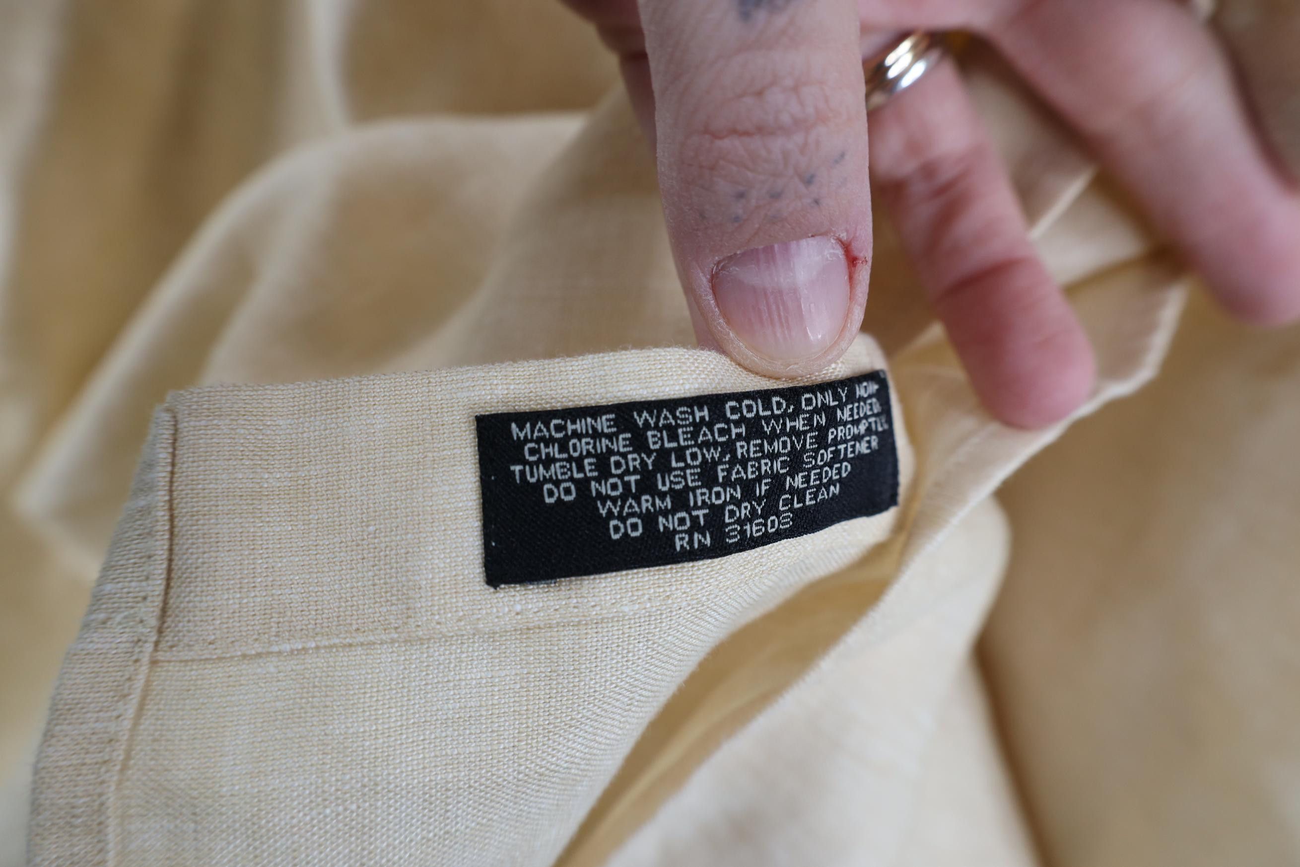 Jos. A. Bank Jos A Bank Baggy Linen Short Sleeve Collared Button Shirt Size US XL / EU 56 / 4 - 11 Thumbnail