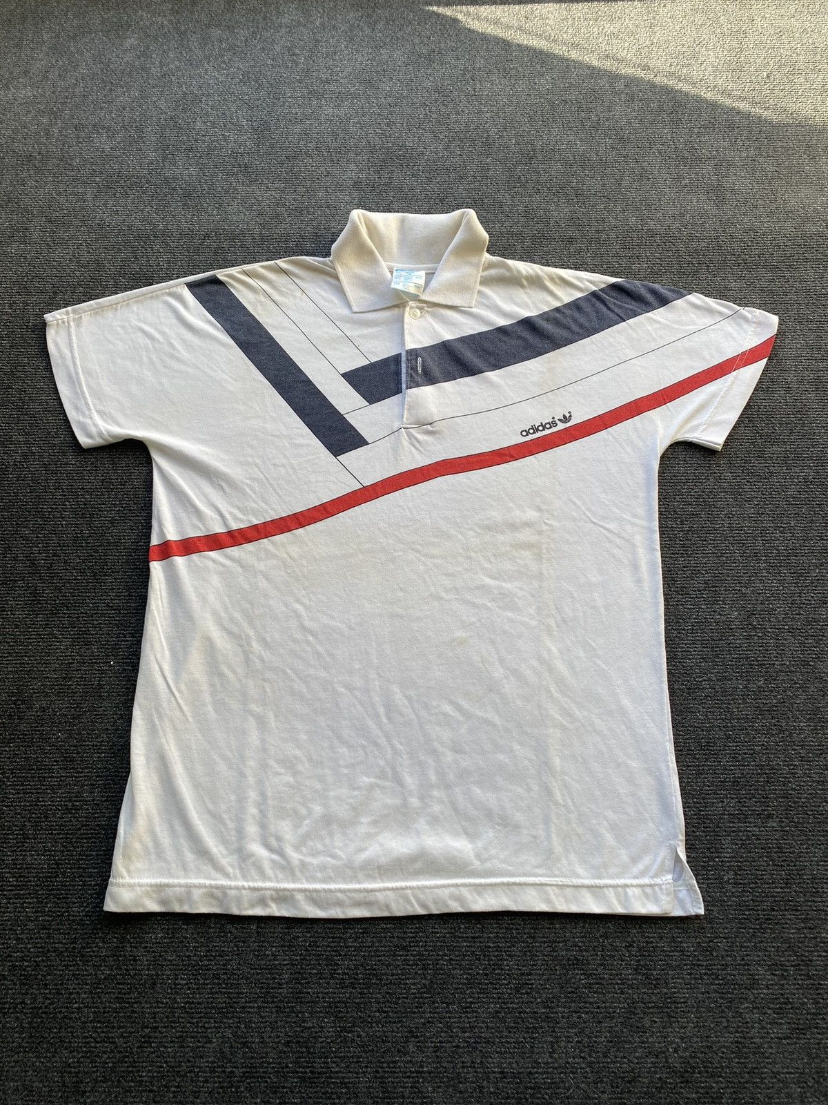 Adidas 🔥80s Adidas Korea Made Asymmetrical Print polos mens m Size US M / EU 48-50 / 2 - 1 Thumbnail