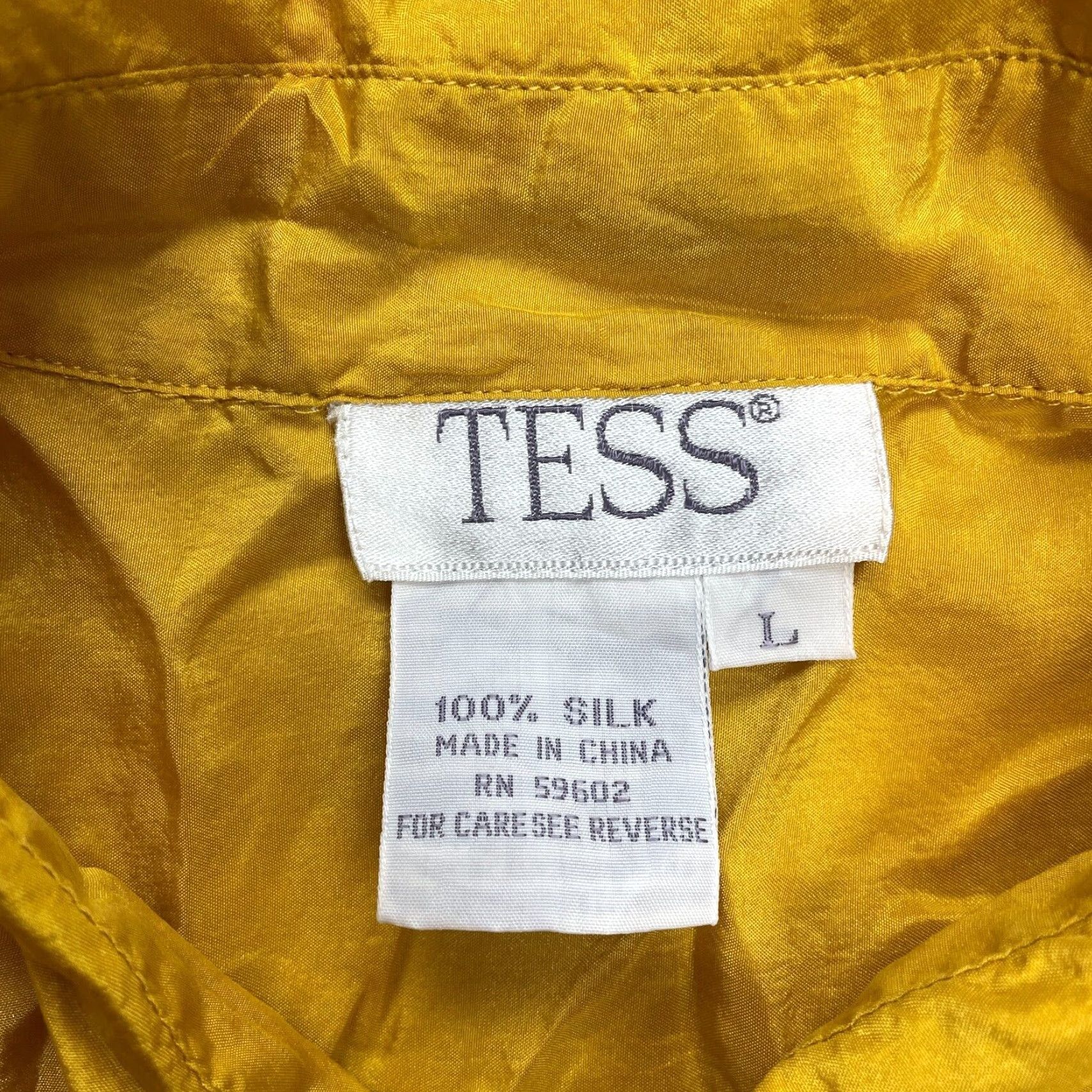 Vintage Tess Silk Button-Up Top Womens Large Yellow Short Sleeve Blouse 100% Silk Casual Business Formal Workwear Size L / US 10 / IT 46 - 3 Thumbnail
