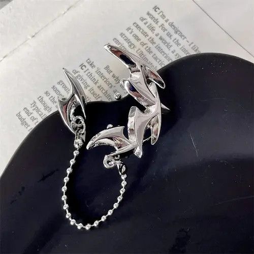 Other Punk Darts Shape Chain Tassel Clip Stud Earrings Size ONE SIZE - 4 Thumbnail