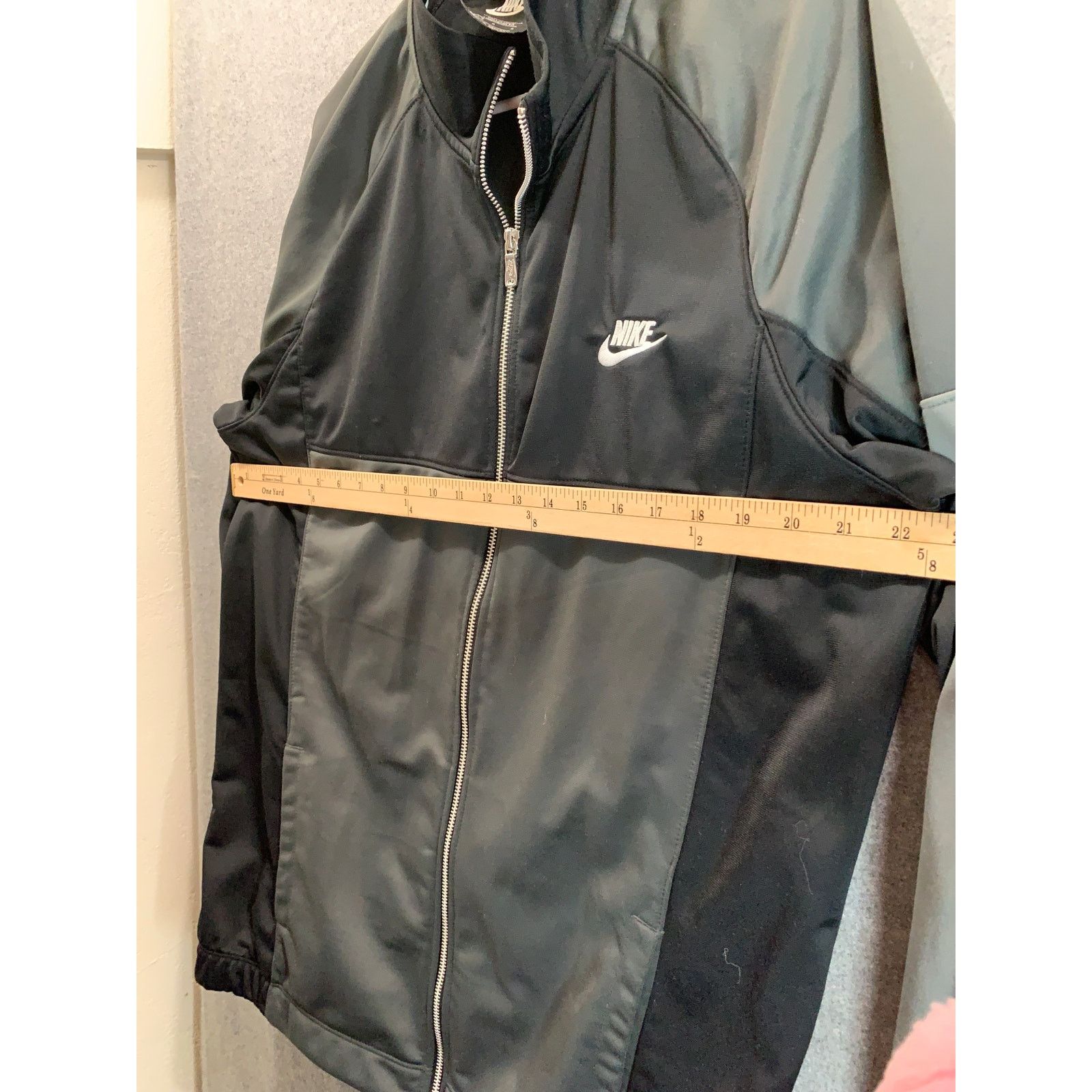 Nike Nike Light Jacket Adult Large Full Zip Long Sleeve Shirt Size US L / EU 52-54 / 3 - 4 Thumbnail