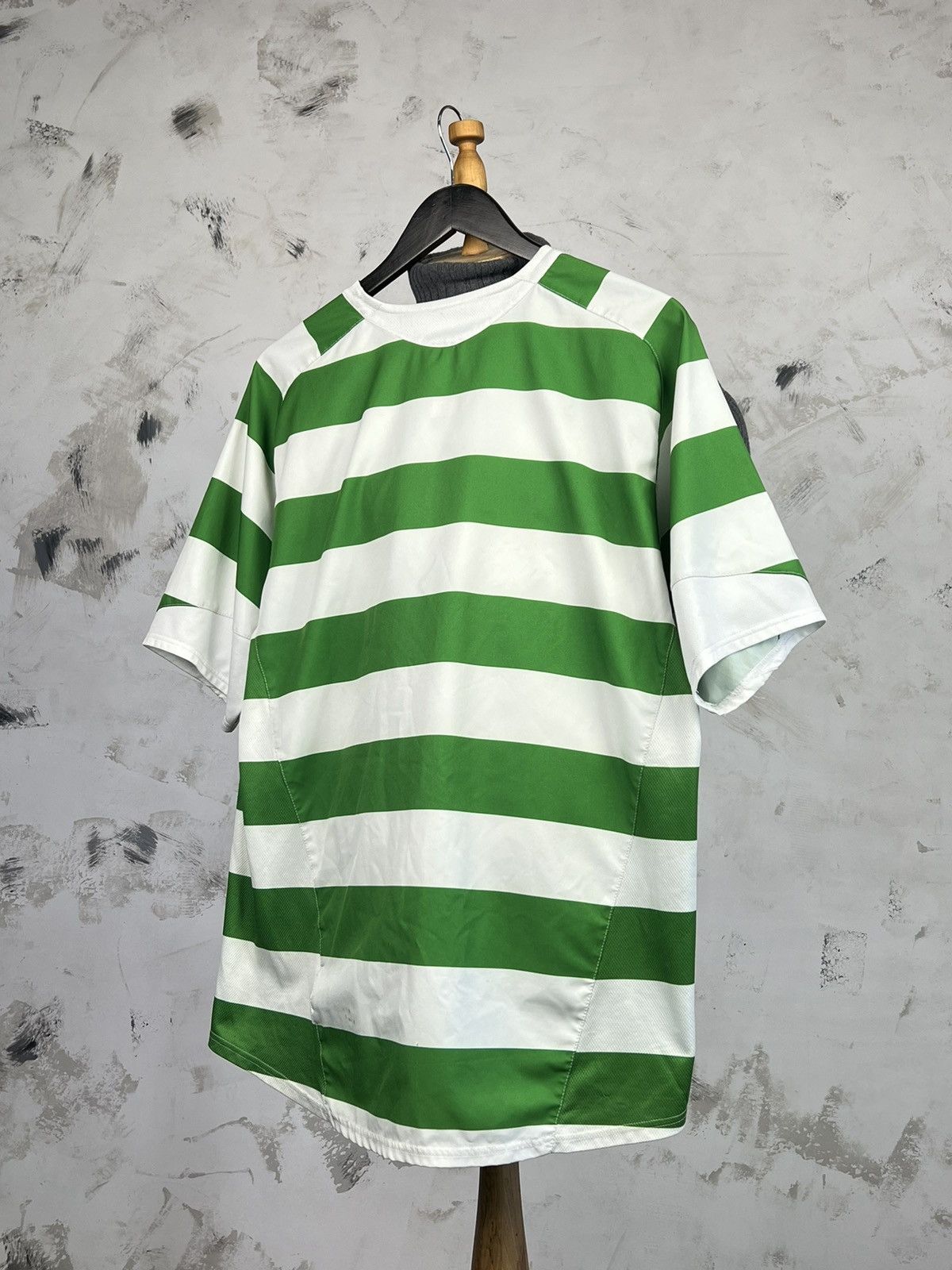 Nike 2005 - 2006 Nike Total 90 Celtic Home Jersey Size L - XL Size US XL / EU 56 / 4 - 6 Thumbnail