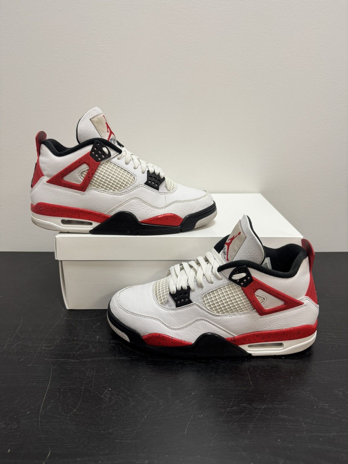 Jordan Brand Jordan 4 red cement Size US 9.5 / EU 42-43 - 1 Thumbnail
