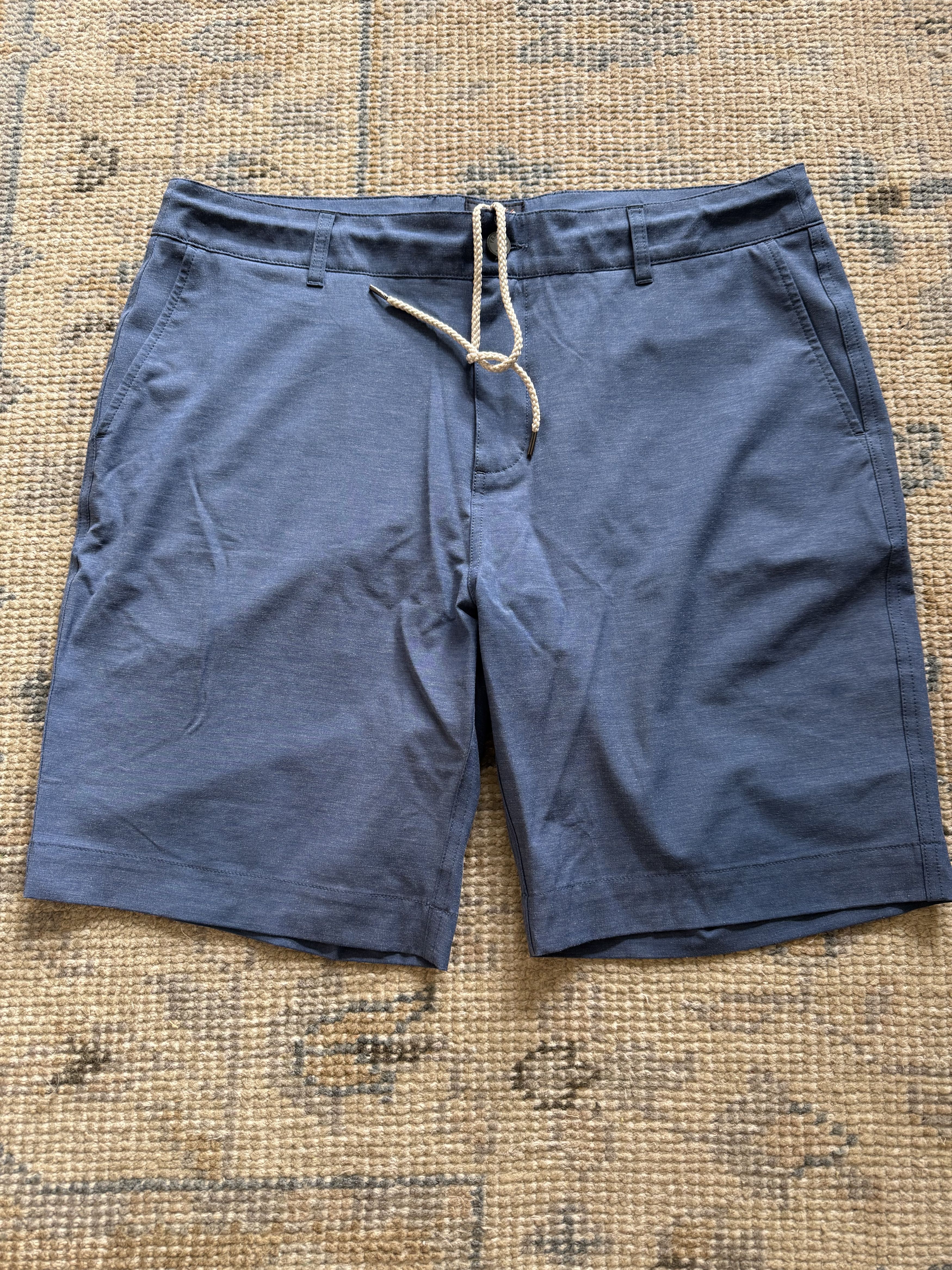Faherty Faherty All Day Shorts in Blue Size US 35 - 1 Thumbnail