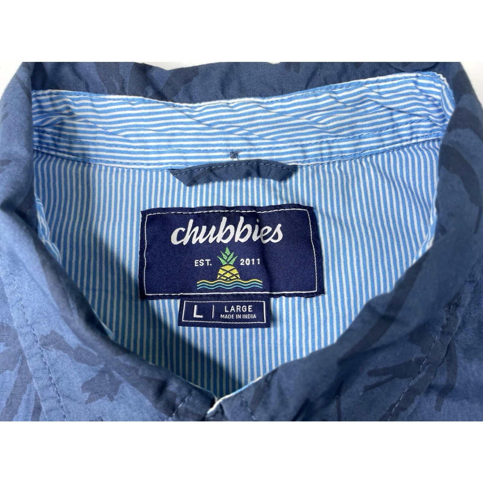 Chubbies Chubbies Shirt Men L Floral Hawaiian Short Sleeve Button-Down Pocket Palm Blue Cotton Button-Up Shirt Mens Regular Fit Size US L / EU 52-54 / 3 - 3 Thumbnail