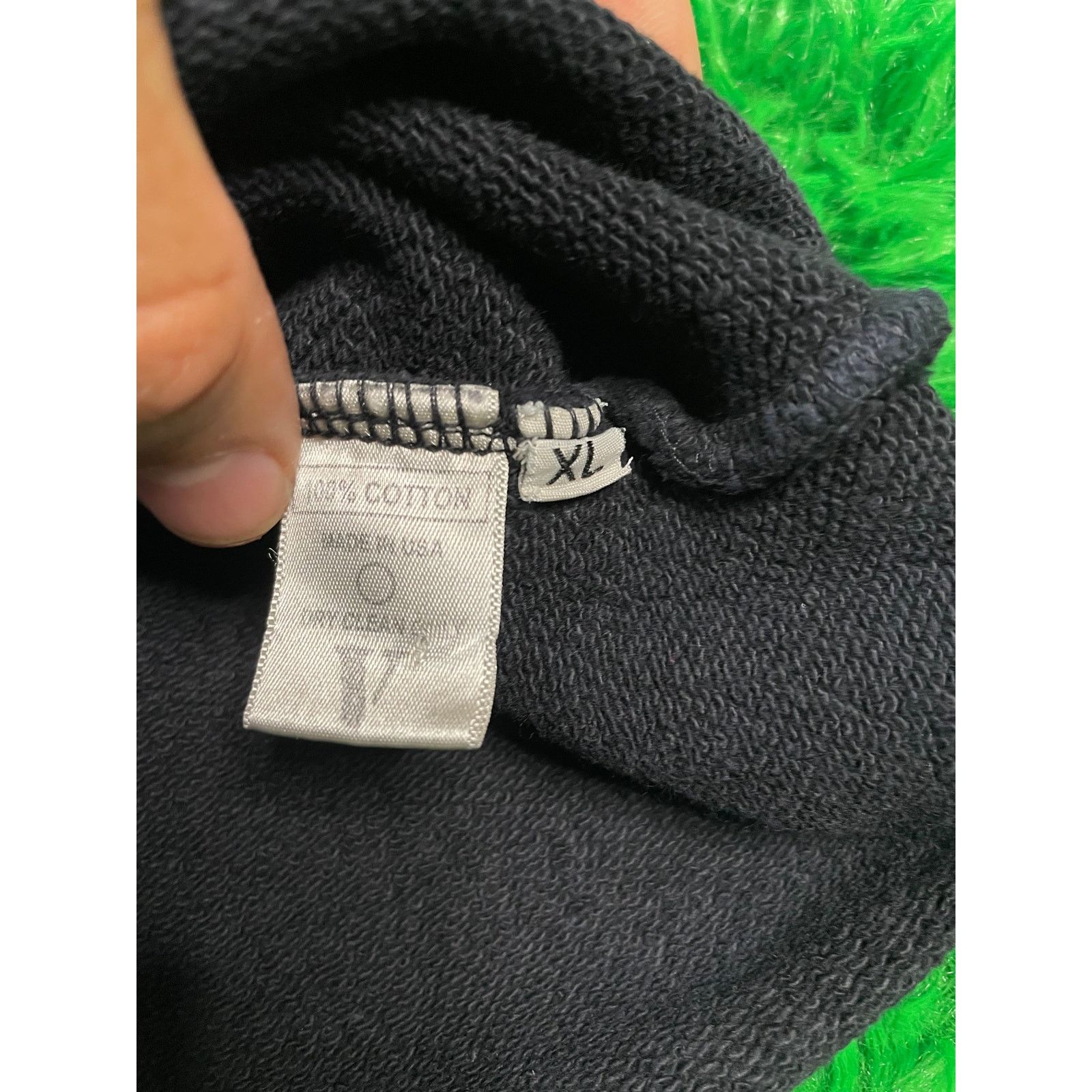 Vlone VLONE Classic Hoodie Black Yellow XL Used Size US XL / EU 56 / 4 - 5 Thumbnail