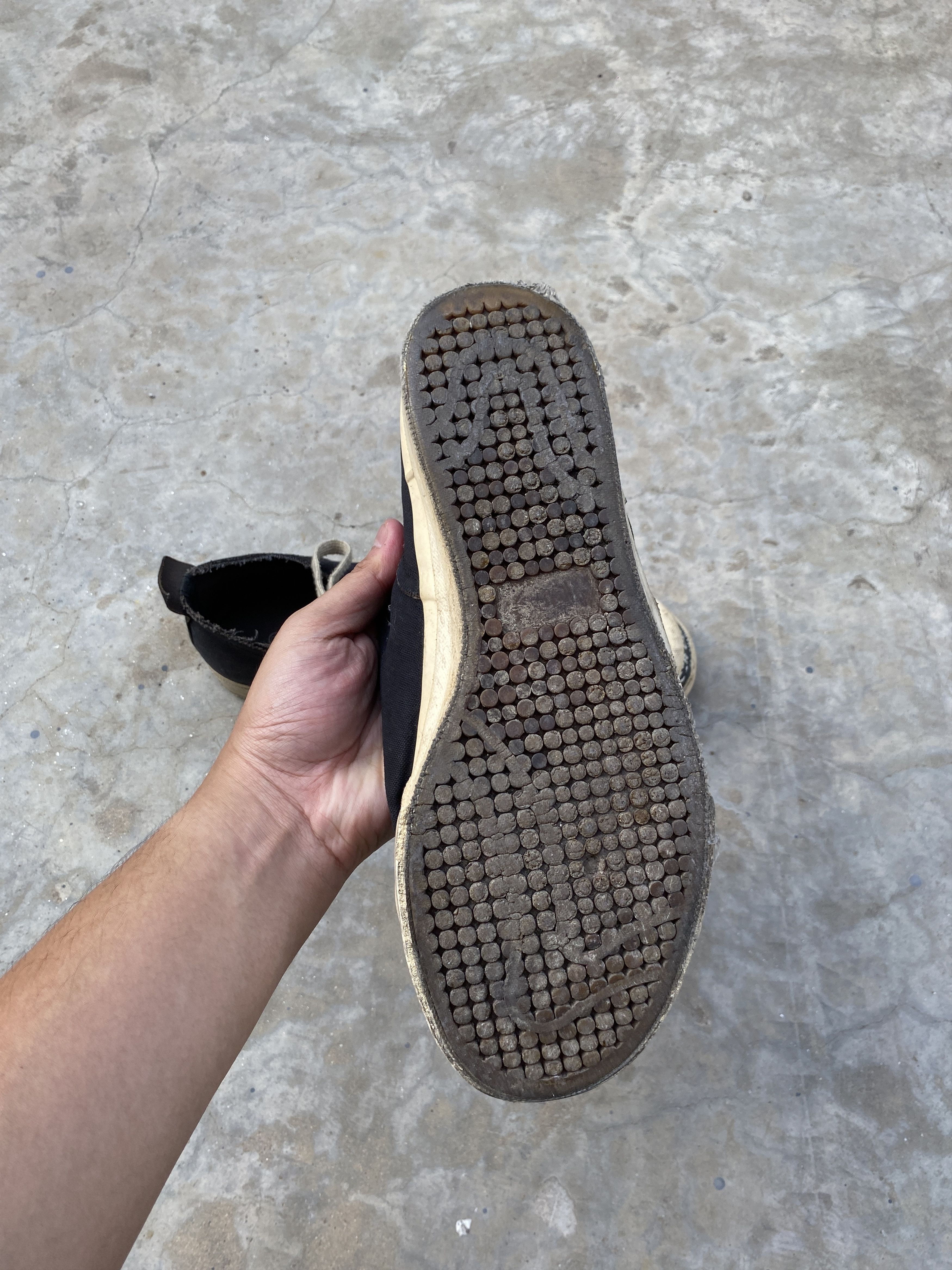 Undercover Undercover Jun takahashi Black/White Low Top Sneaker Size US 10 / EU 43 - 7 Thumbnail