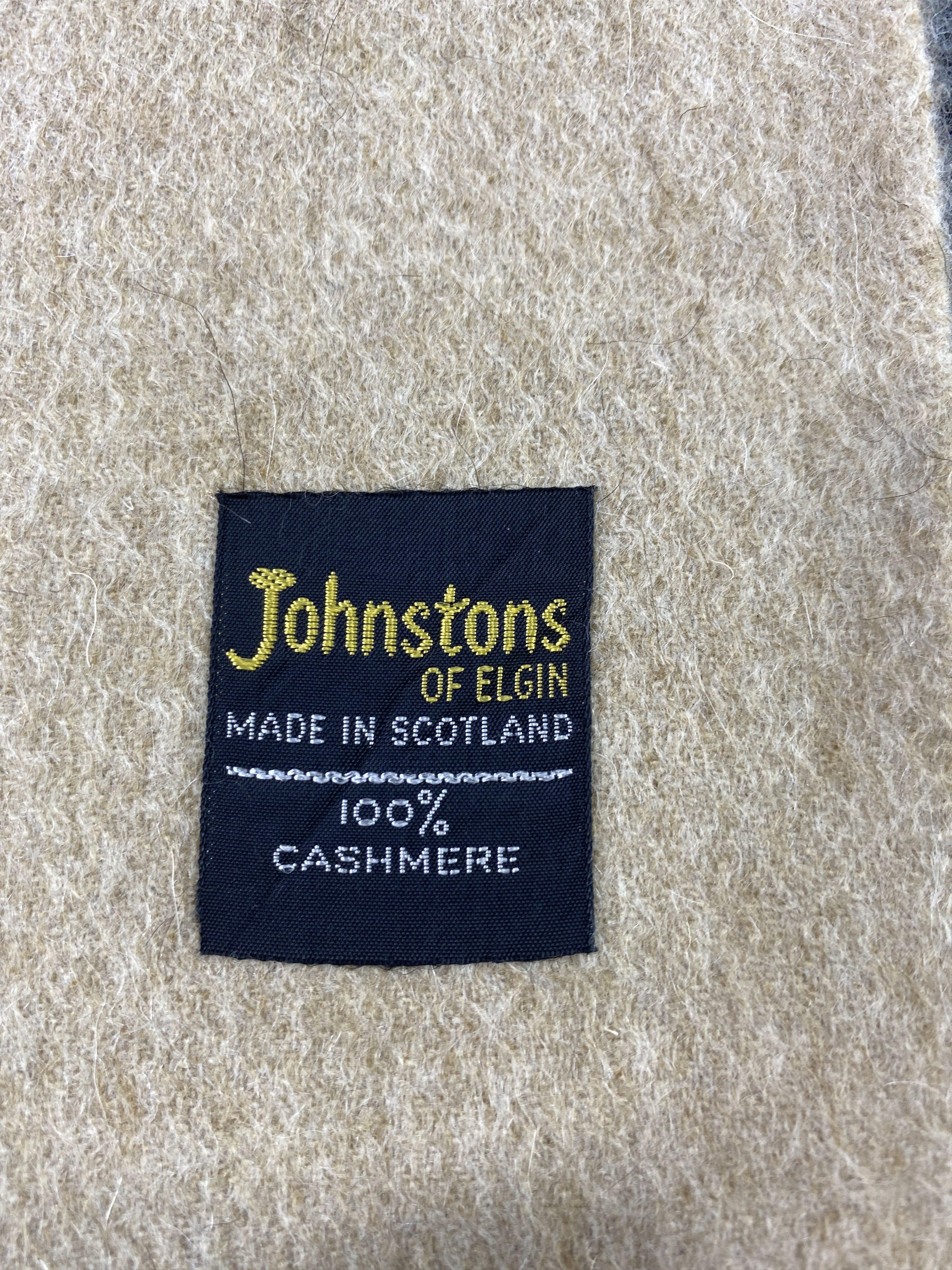 Johnstons Of Elgin Johnstons Of Elgin Scarf/Muffler/neckwear -T661 Size ONE SIZE - 5 Thumbnail