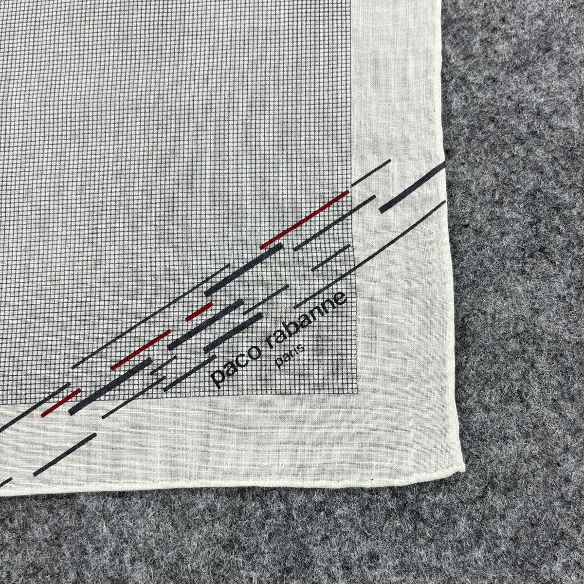 Paco Rabanne × Vintage Paco Rabanne Handkerchief / Neckerchief / Headscarf B870 Size ONE SIZE - 2 Thumbnail