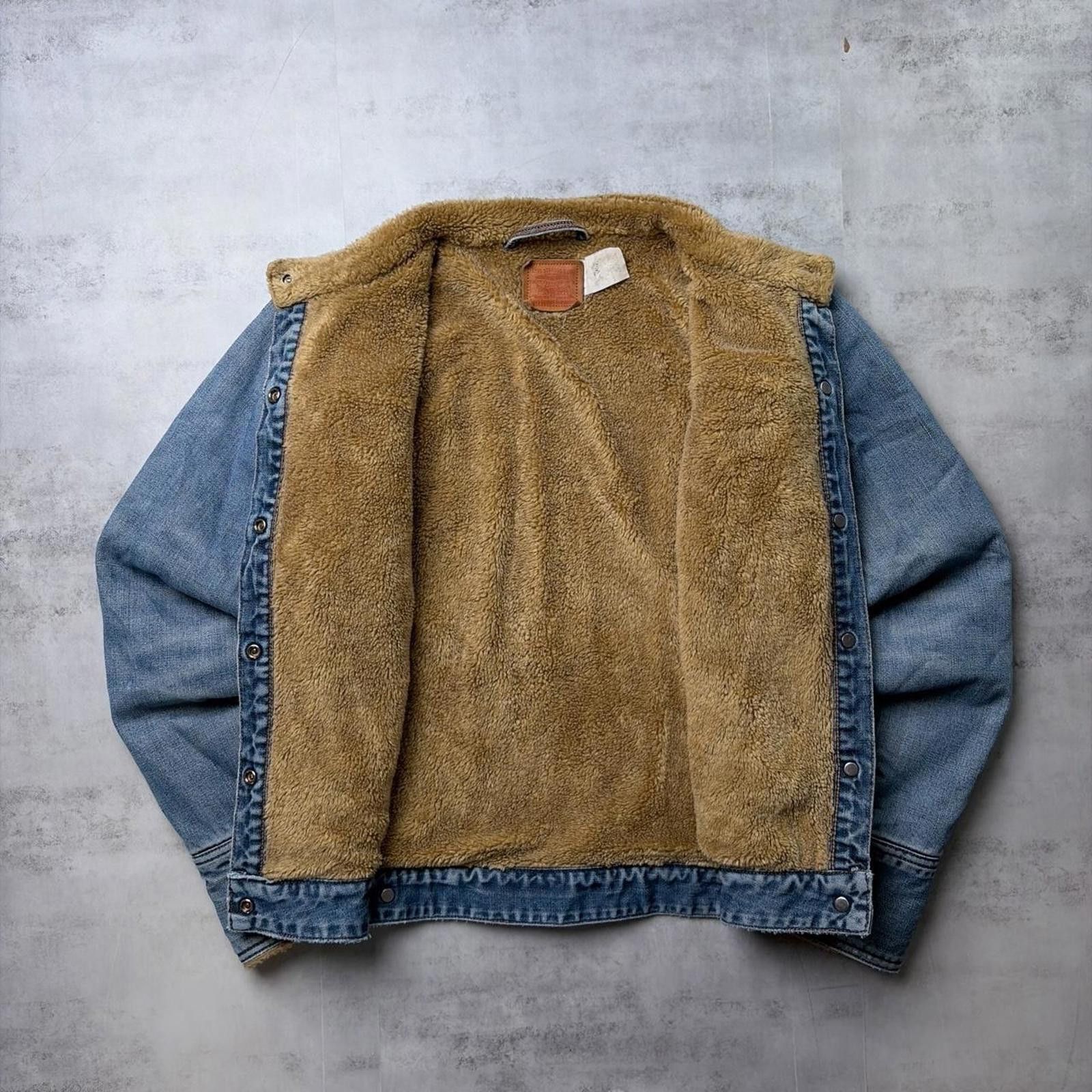 Levi's Vintage Blue Levi’s Sherpa Lined Denim Trucker Faux Jacket Size M / US 6-8 / IT 42-44 - 2 Thumbnail