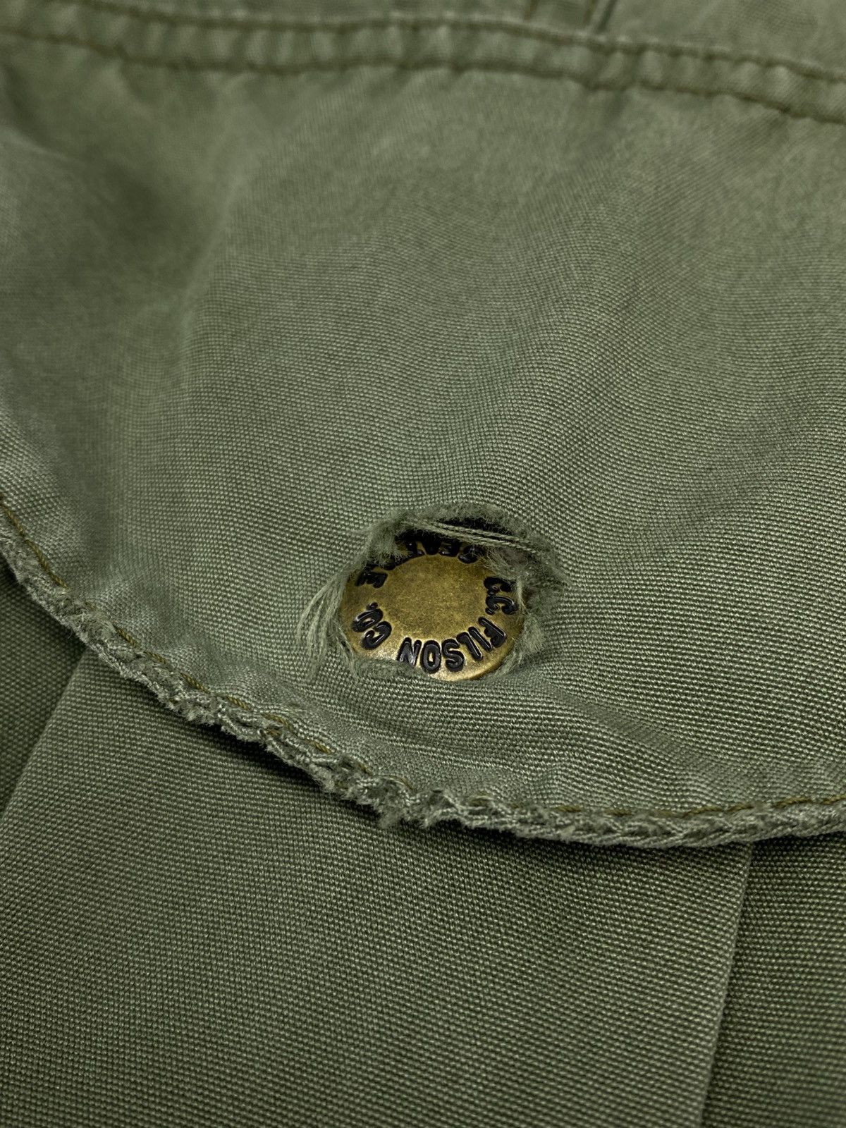 Filson Vintage Filson Cargo Work Wear Distressed Shorts- Size US 34 / EU 50 - 17 Thumbnail