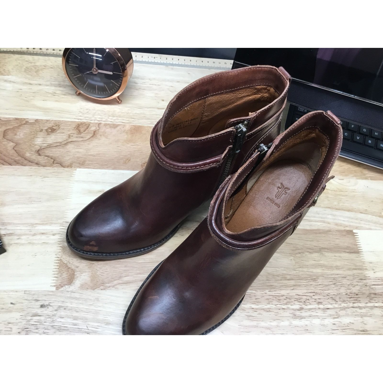 Frye Frye Jenny Seam Bootie Boots Women's Brown Leather Buckle 9 Size US 9 / IT 39 - 9 Thumbnail