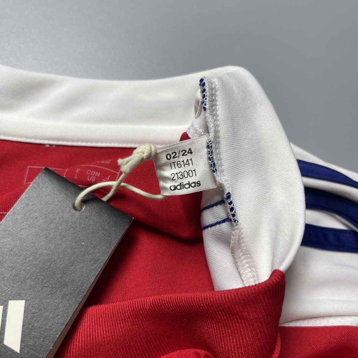 Vintage ARSENAL ADIDAS 2024/2025 FOOTBALL HOME JERSEY #9 JESUS Size US L / EU 52-54 / 3 - 6 Thumbnail