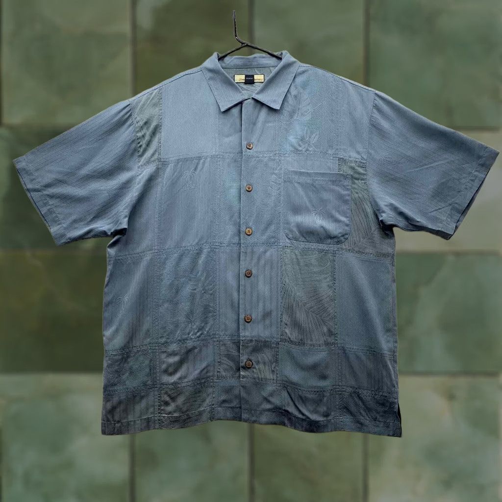 Tommy Bahama Tommy Bahama Shirt Mens Large L Blue Hawaiian Silk Dad Size US L / EU 52-54 / 3 - 1 Thumbnail
