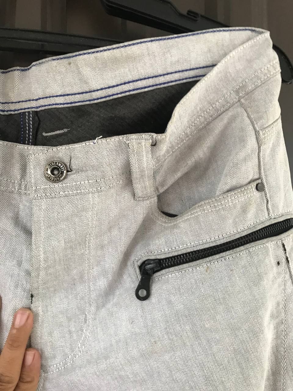 Japanese Brand × Le Grande Bleu (L.G.B.) × Nicole Club Hideaway By Nicole Super Flare Chain Pocket Jean Size US 35 - 4 Thumbnail