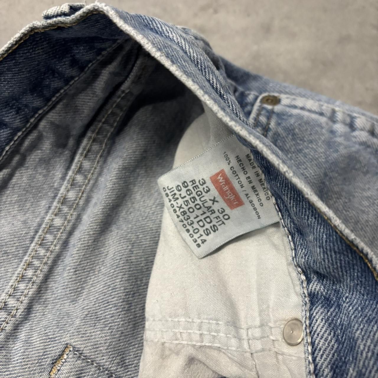 Japanese Brand × Vintage Crazy Vintage Y2K/2000s Grunge Medium Wash Essential Denim Jeans! Size US 32 / EU 48 - 8 Thumbnail