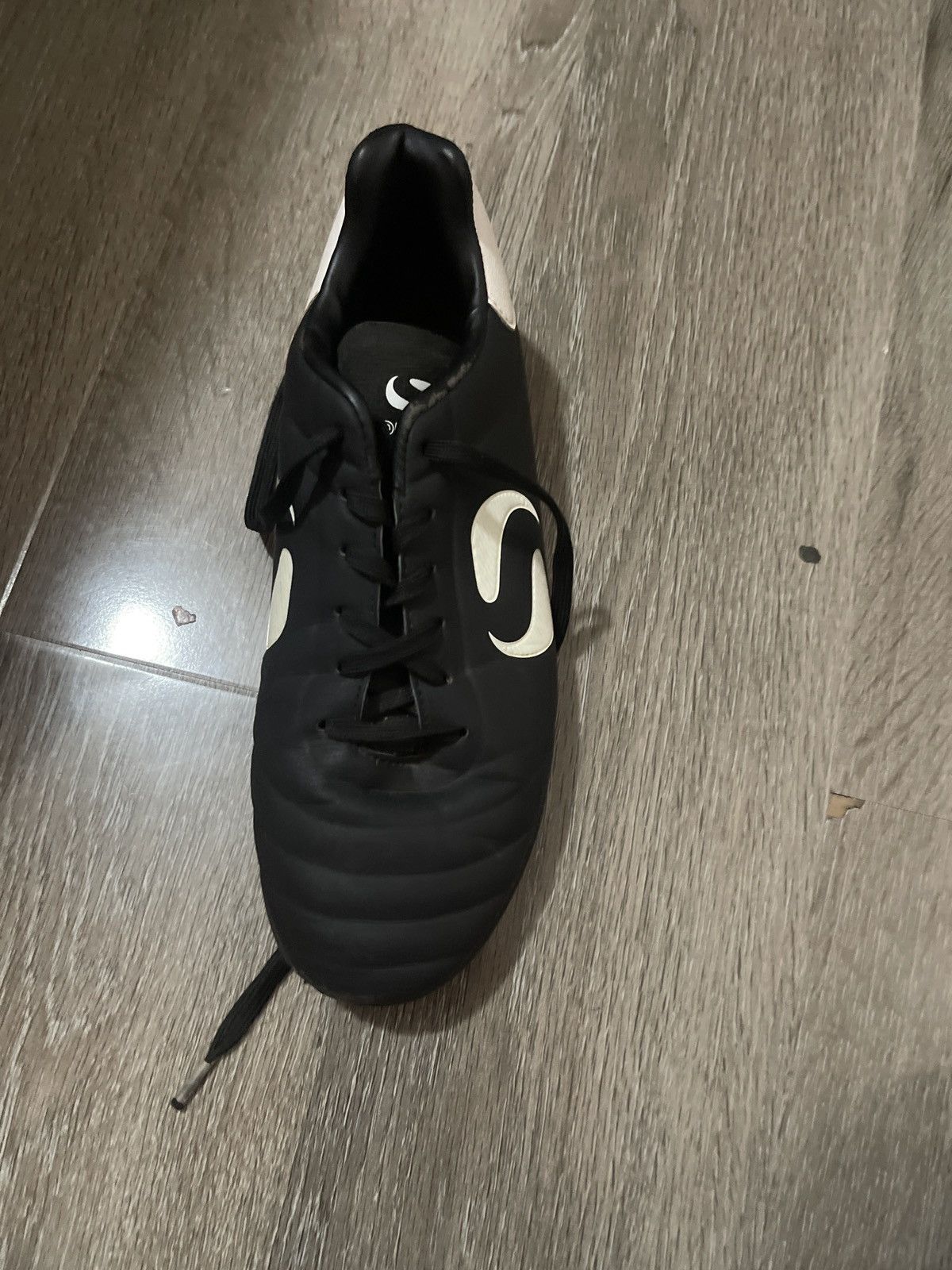 Other Sondico Trainers Black and White Size US 5 / EU 37 - 3 Thumbnail