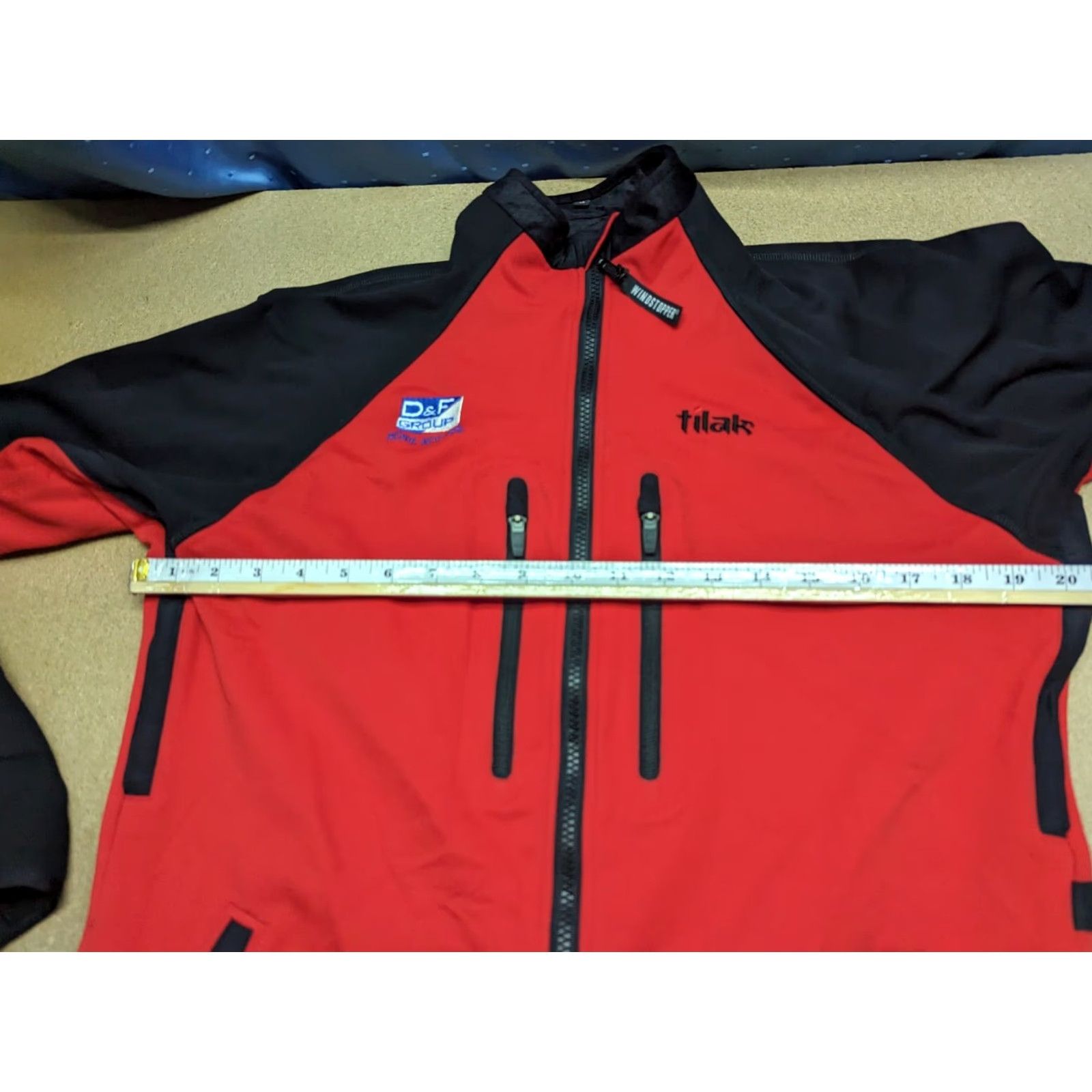 Vintage TILAK Ogre Action Windstopper Jacket Medium Full Zip Black red Outdoor Jacket Mens M Windstopper Full Zip Insulated Water Resistant Track Jacket Size US M / EU 48-50 / 2 - 3 Thumbnail