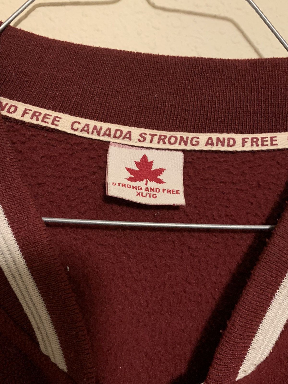 Vintage Vintage Canada Fleece Size US XL / EU 56 / 4 - 7 Thumbnail