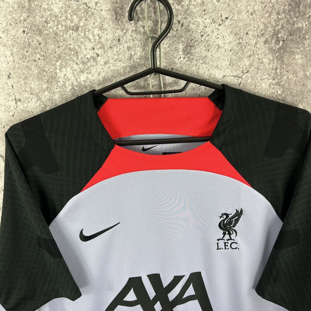 Nike Nike Liverpool 2022/23 Training Soccer Jersey Size L Size US L / EU 52-54 / 3 - 2 Thumbnail