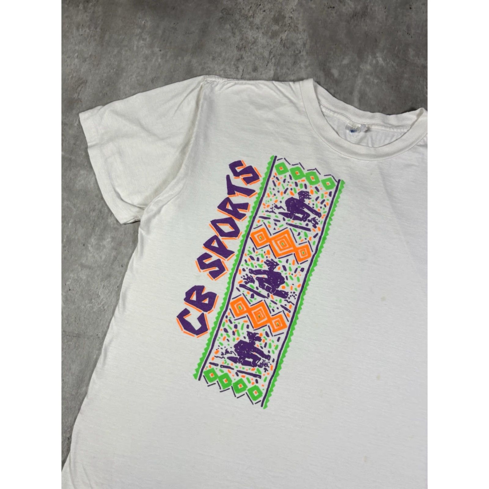 CB Sports VINTAGE CB Sports T-Shirt 90s XL Men White Cotton Graphic Print Crew Neck Short Sleeve Breathable All Seasons Double-Sided 80s? Size US XL / EU 56 / 4 - 2 Thumbnail
