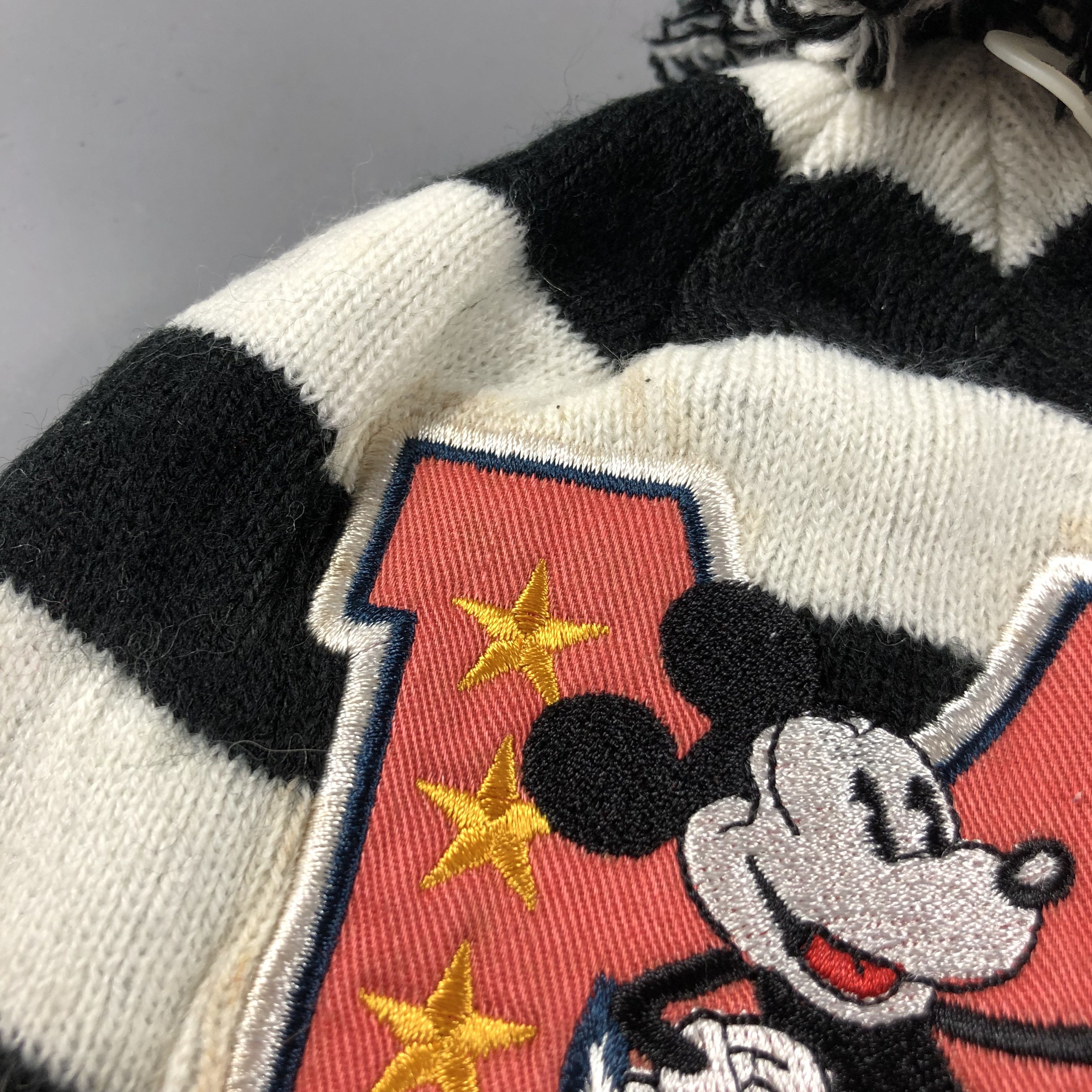 Disney Mickey Mouse Stripe Bobble Beanie Snowcap Snow Hat B1008 Size ONE SIZE - 7 Thumbnail