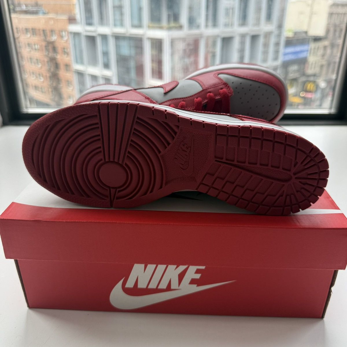 Nike Nike Dunk Low (GS) Size US 6.5 / EU 39-40 - 2 Thumbnail