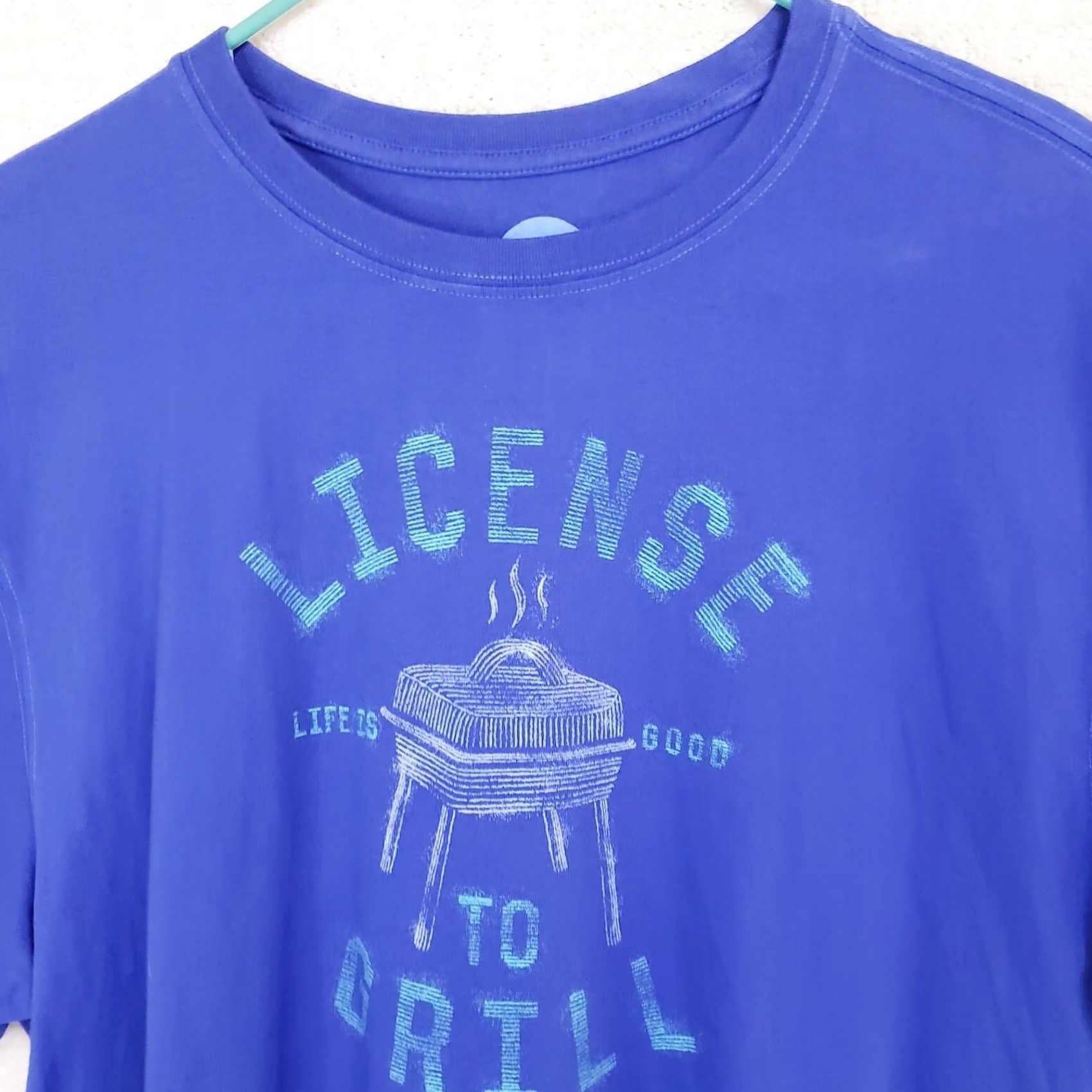 Life is Good Life is Good License To Grill Shirt Men's L Blue 100% Cotton Short Sleeve Crew Neck Regular Fit Size US L / EU 52-54 / 3 - 3 Thumbnail