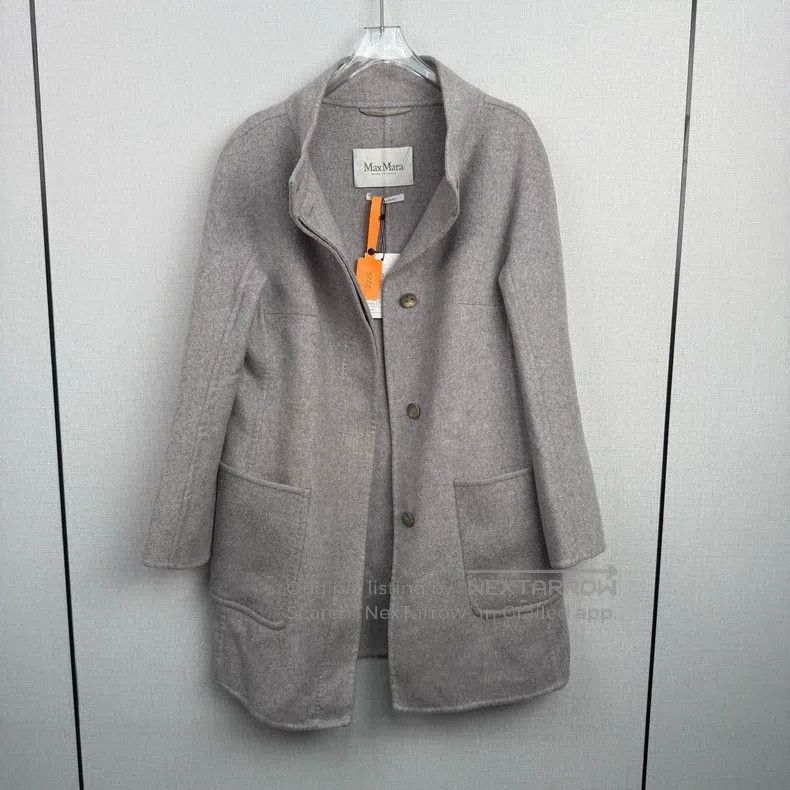 Max Mara Max Mara Grey Overcoat Size M / US 6-8 / IT 42-44 - 1 Thumbnail