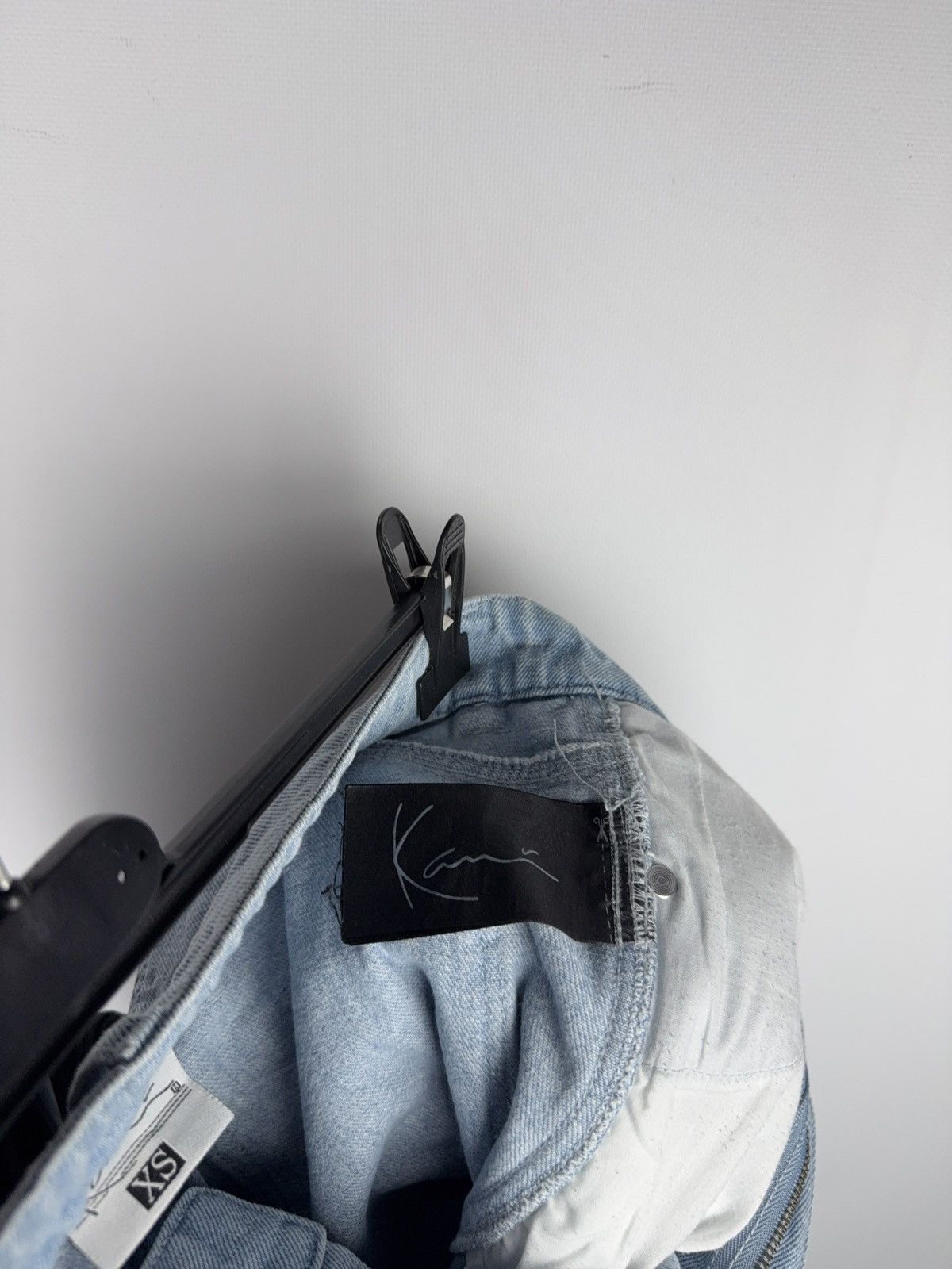 Karl Kani Luxury Karl Kani Y2K SK8 Big Logo Denim Shorts Womens XS Size 28" / US 6 / IT 42 - 16 Thumbnail