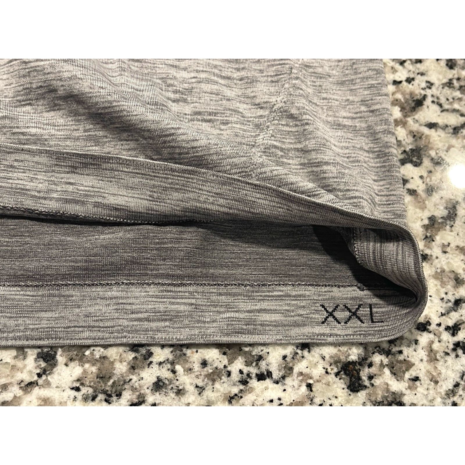 Lululemon Lululemon Metal Vent T-Shirt Gray 2XL Mens Short Sleeve Athletic Tee Crew Neck Logo Basic Activewear Casual Shirt Size US XXL / EU 58 / 5 - 2 Thumbnail