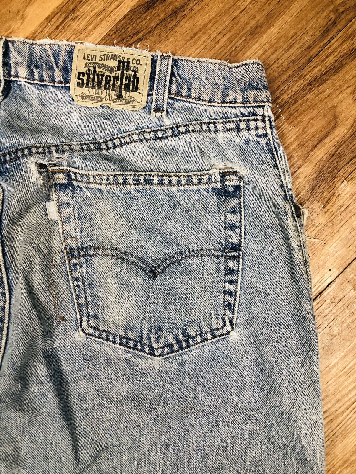 Levi's Levi’s SilverTab Distress Jeans (36) Size US 35 - 17 Thumbnail