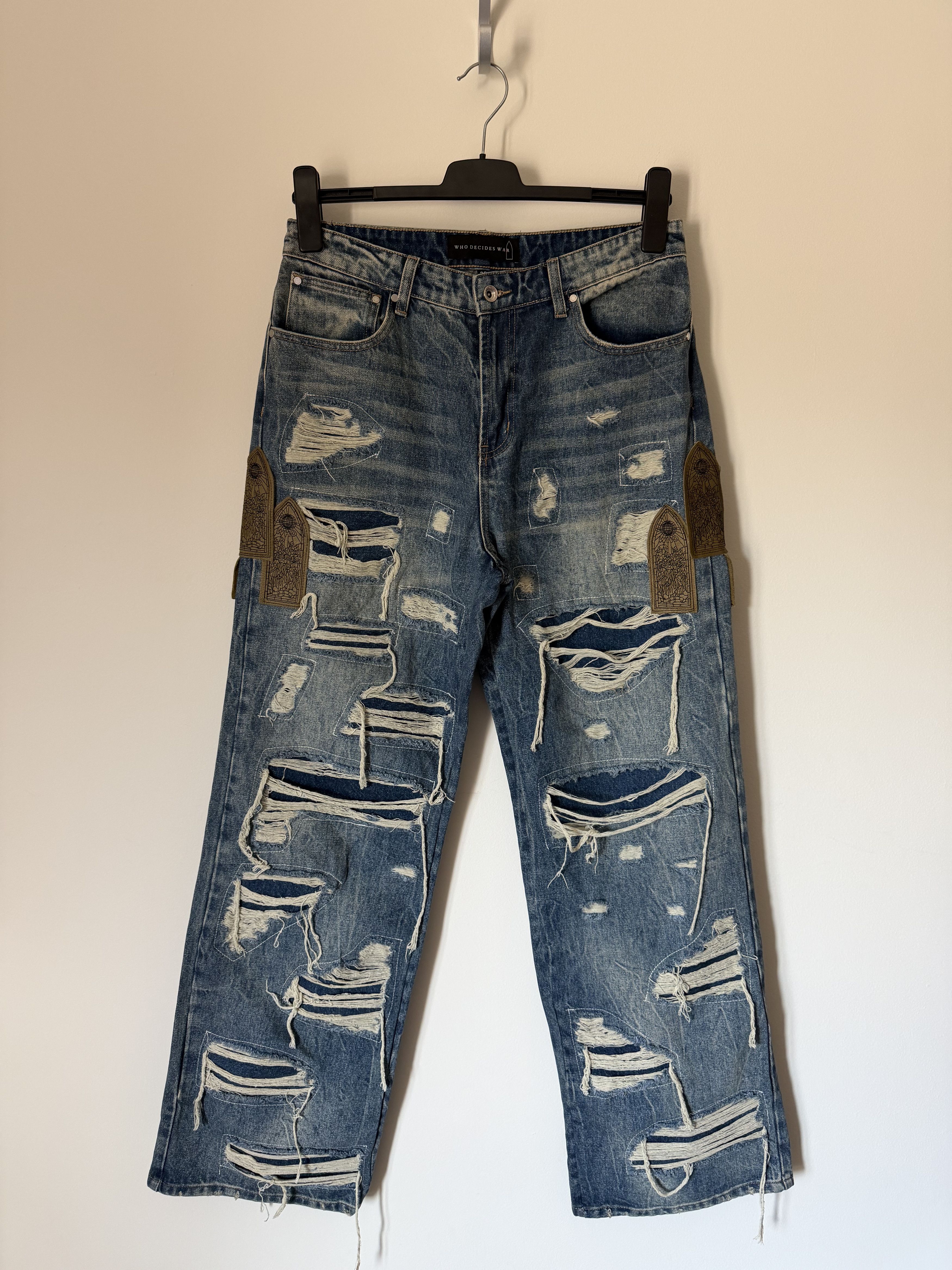 Who Decides War Relaxation Denim Jeans in Blue
