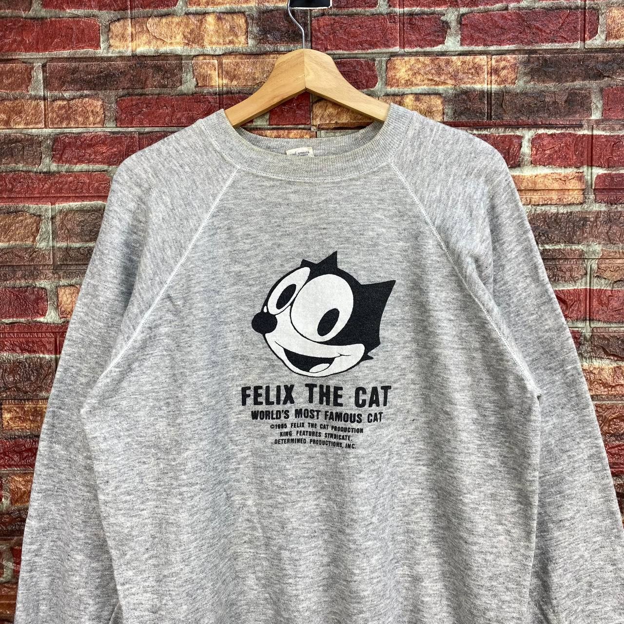 Vintage VINTAGE LEVIS 1985 X FELIX THE CAT SWEATSHIRTJAPAN CREWNECK Size US L / EU 52-54 / 3 - 2 Thumbnail