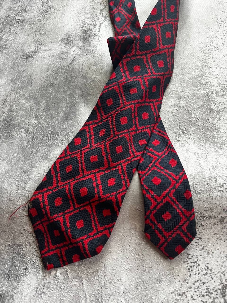 Yves Saint Laurent YvesSaitLaurent Tie Size ONE SIZE - 1 Thumbnail