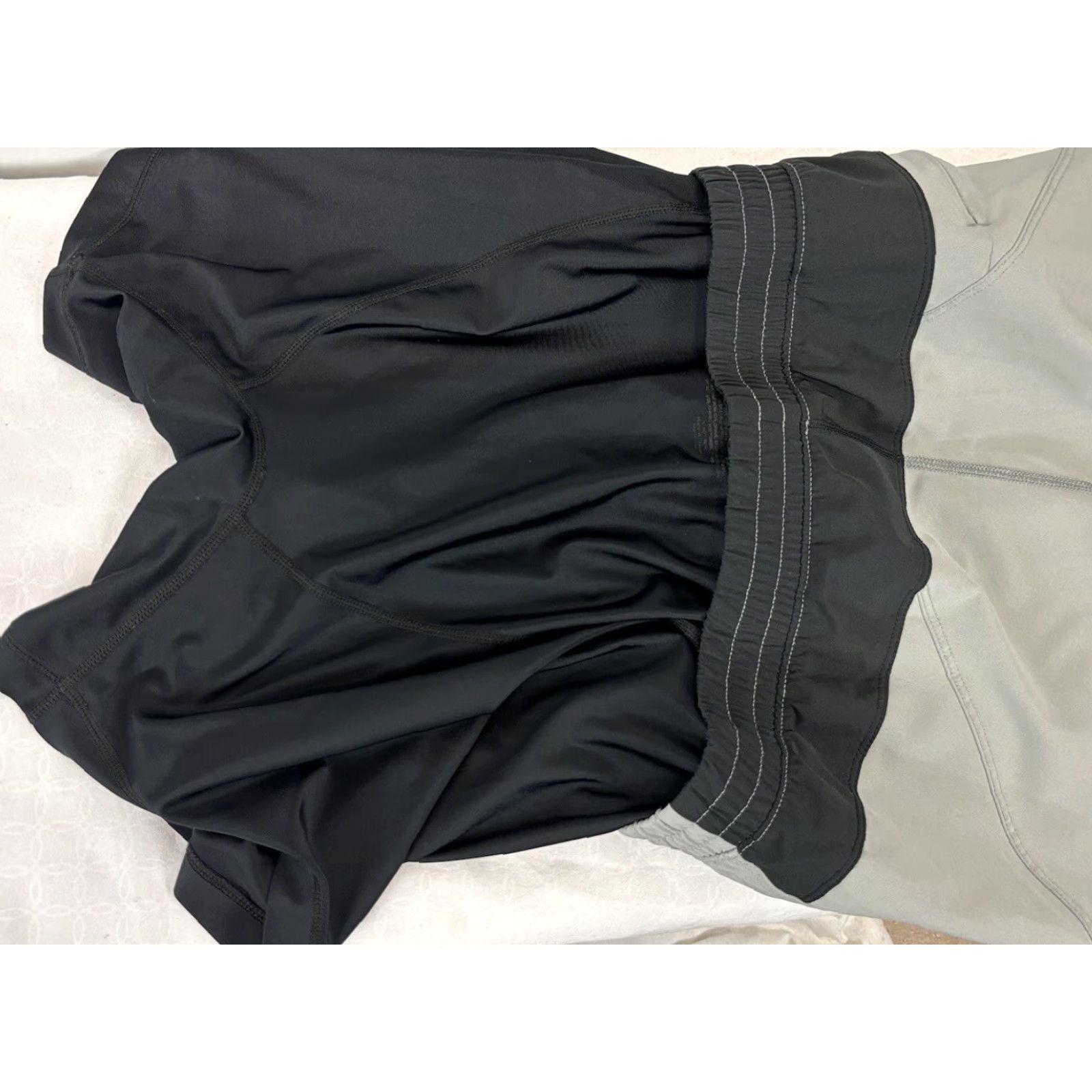 Vintage Bear Bottom Athletic Shorts Medium Men Grey Black Liner Elastic Waist Sz M Polyester Blend Athletic Style Activewear Features Elastic Waist Men’s Size US 31 - 4 Thumbnail