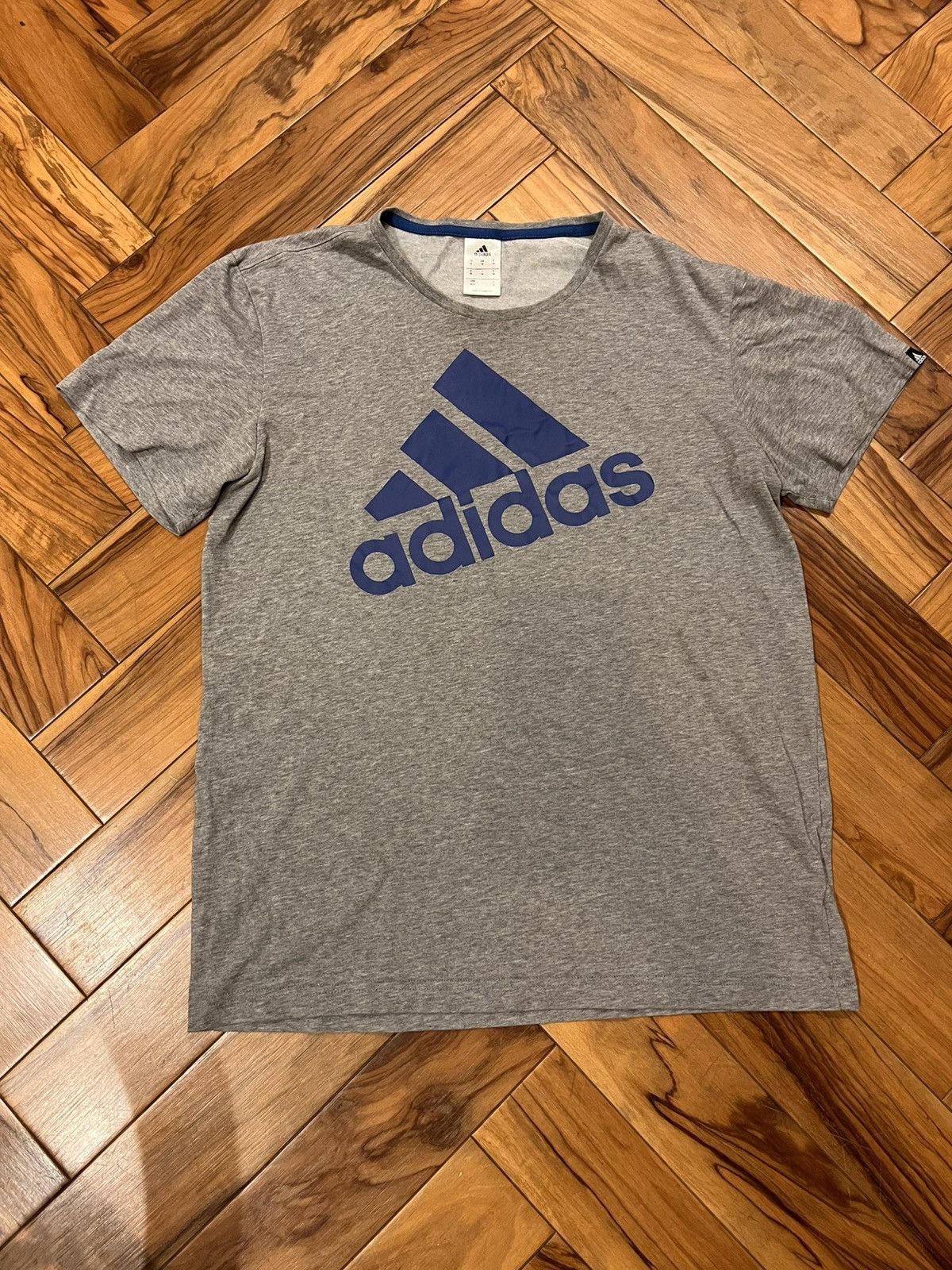 Adidas Adidas Men’s Grey Graphic T-Shirt – Size M Size US M / EU 48-50 / 2 - 1 Thumbnail
