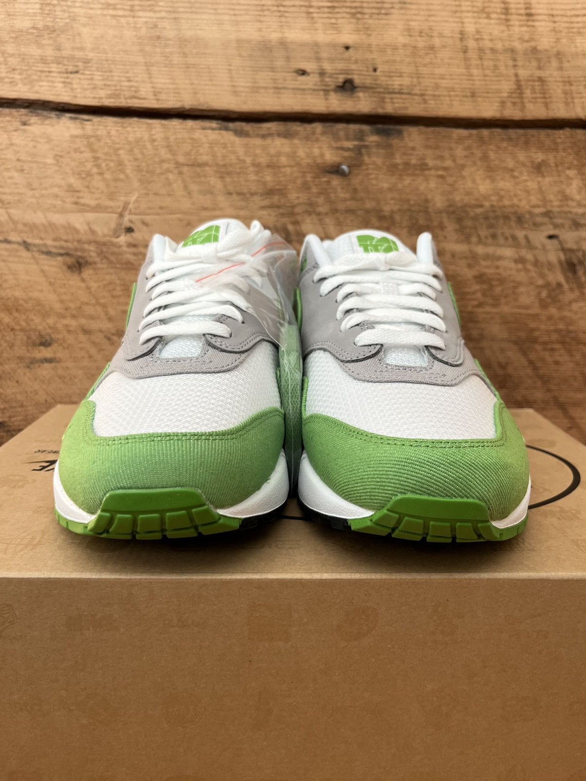 Nike × Patta Nike x Patta Air Max 1 Chlorophyll 20th Anniversary 2024 Size US 10 / EU 43 - 12 Thumbnail