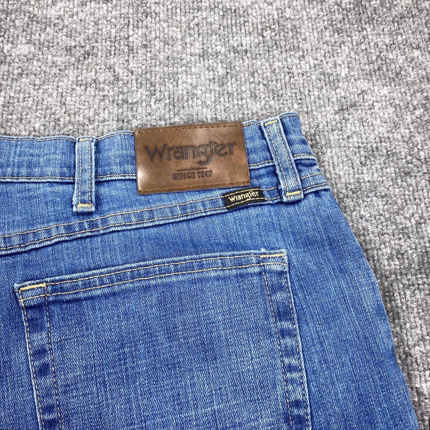 Wrangler Wrangler Jeans Mens 40x30 Blue Straight Leg Denim Stretch 5-Pocket Size US 40 / EU 56 - 3 Thumbnail