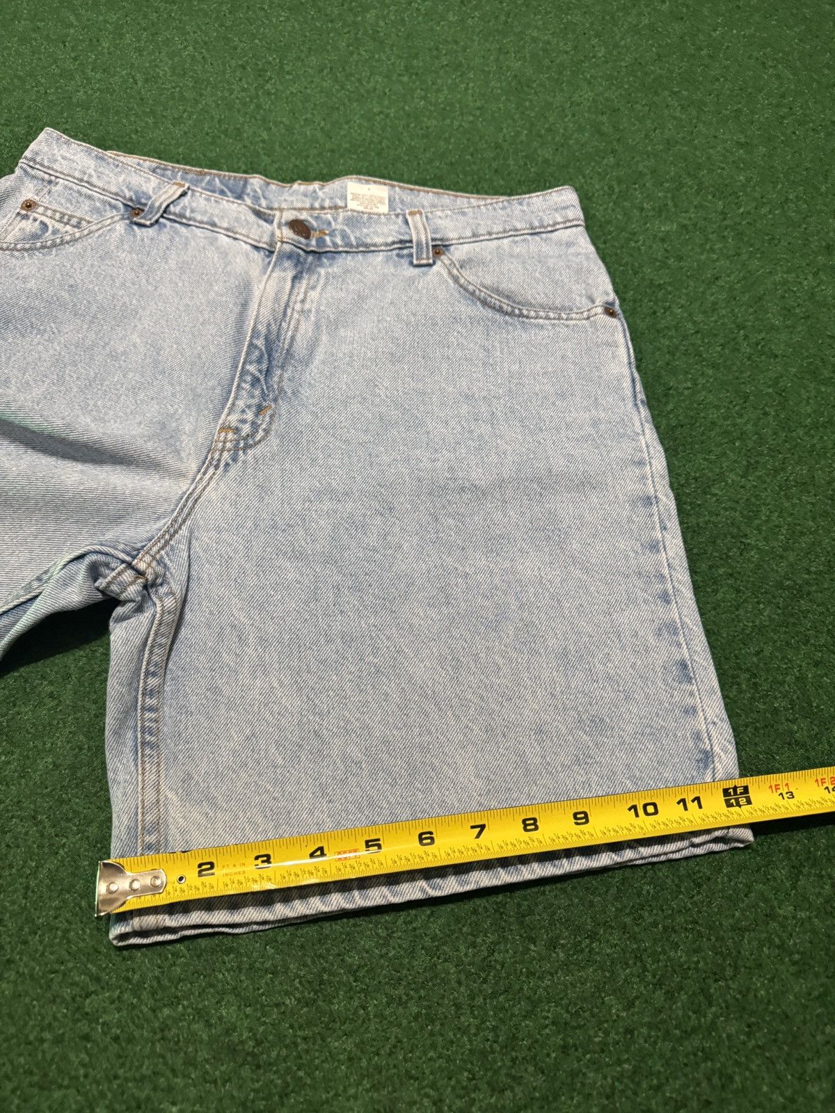 Levi's Vintage Clothing Vintage 90s Levi’s 950 Womens 13 High Waist 9” Denim Shorts Size 33" - 8 Thumbnail