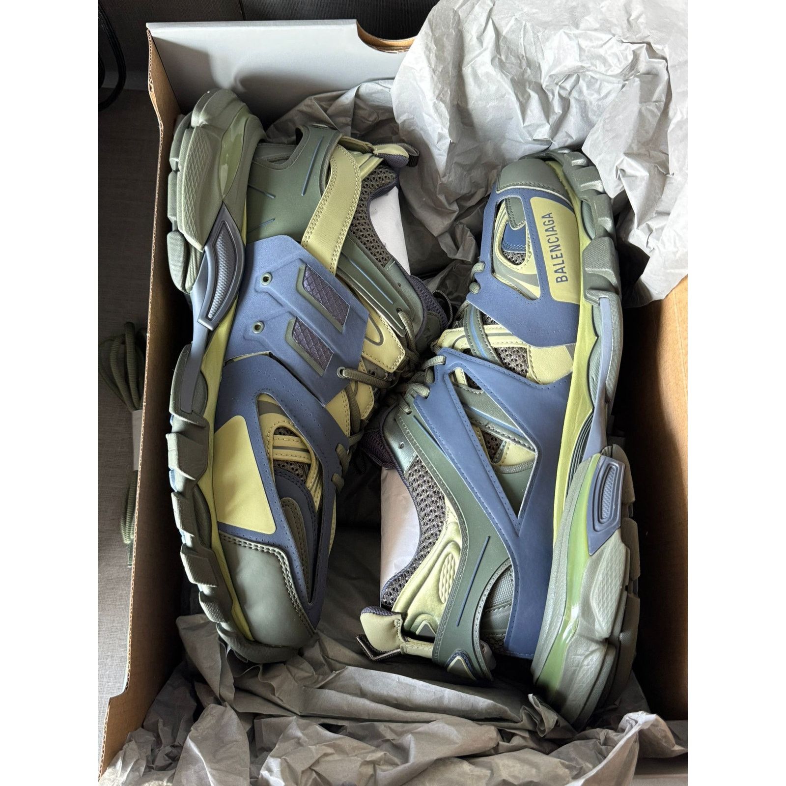 Balenciaga o1alis0126 Tricolor Mesh Rubber Track Sneaker Kaki/Dark Grey Size US 12 / EU 45 - 6 Thumbnail
