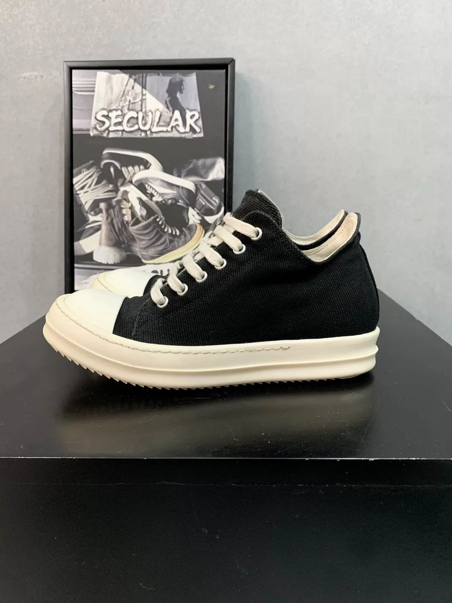 Rick Owens Drkshdw Rick Owens DRKSHDW Low-Top Sneakers Size US 5 / EU 37 - 1 Thumbnail