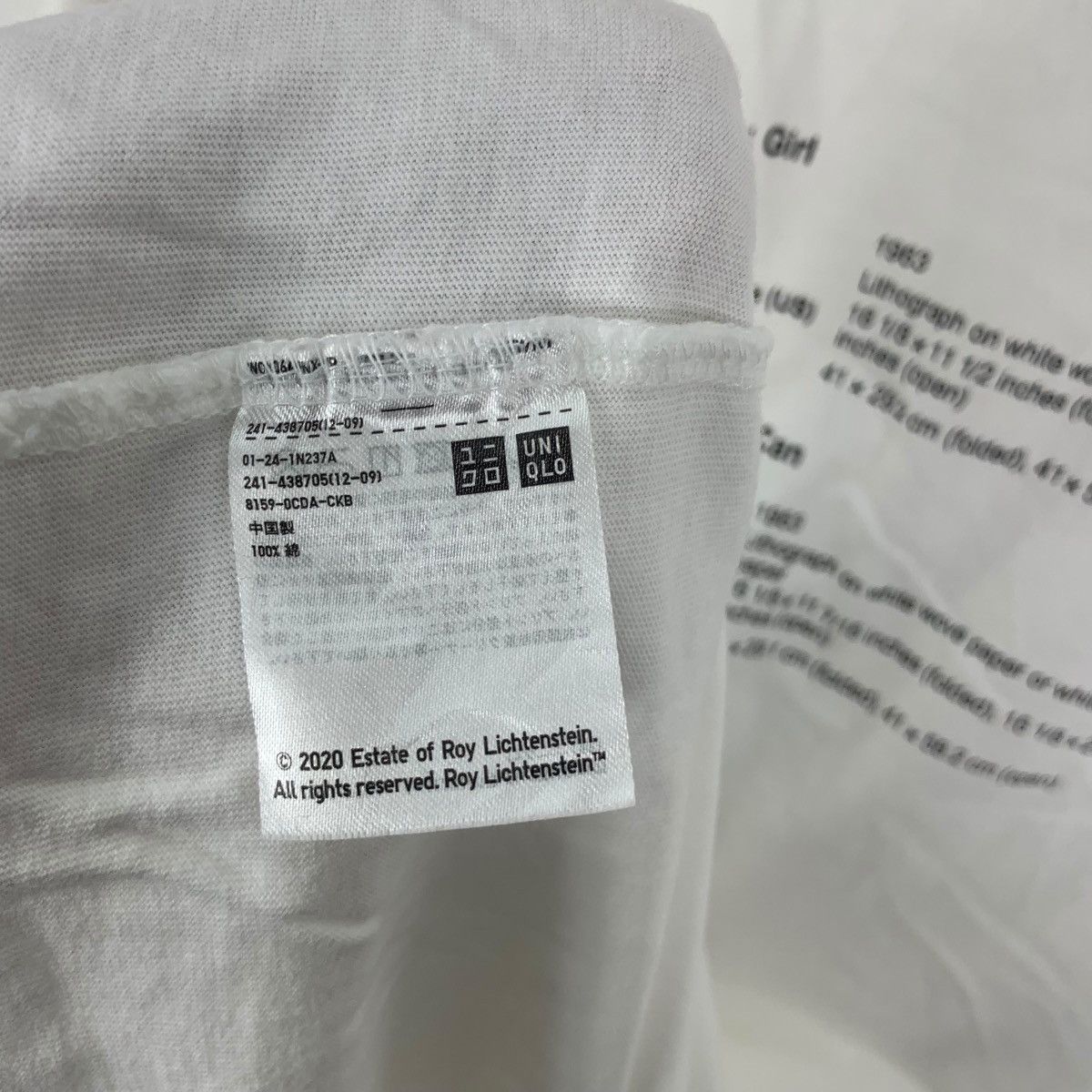 Uniqlo ROY LICHTENSTEIN x UNIQLO Girl Spray Can Pop Art Tee Shirt Size US XL / EU 56 / 4 - 9 Thumbnail