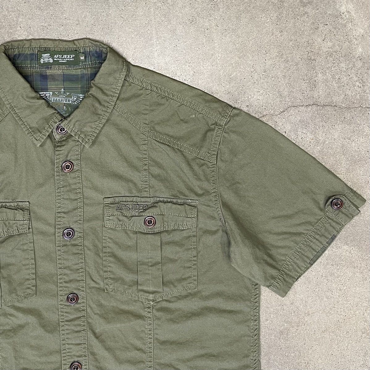 Jeep Jeep Tactical Grunt Short Sleeve Button Up Shirt Size US XL / EU 56 / 4 - 1 Thumbnail