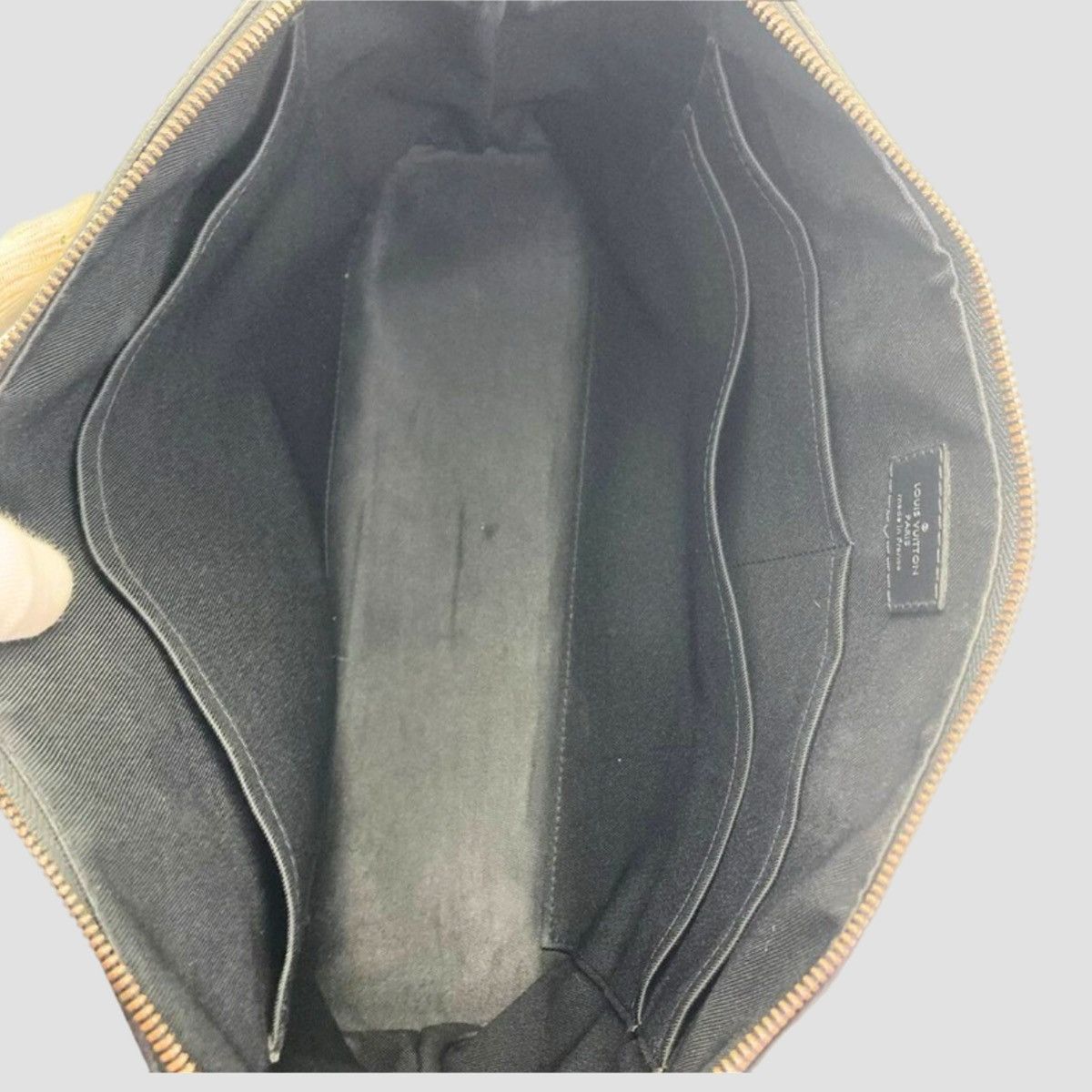 Louis Vuitton Louis Vuitton Explorer Eclipse Bag Size ONE SIZE - 7 Thumbnail