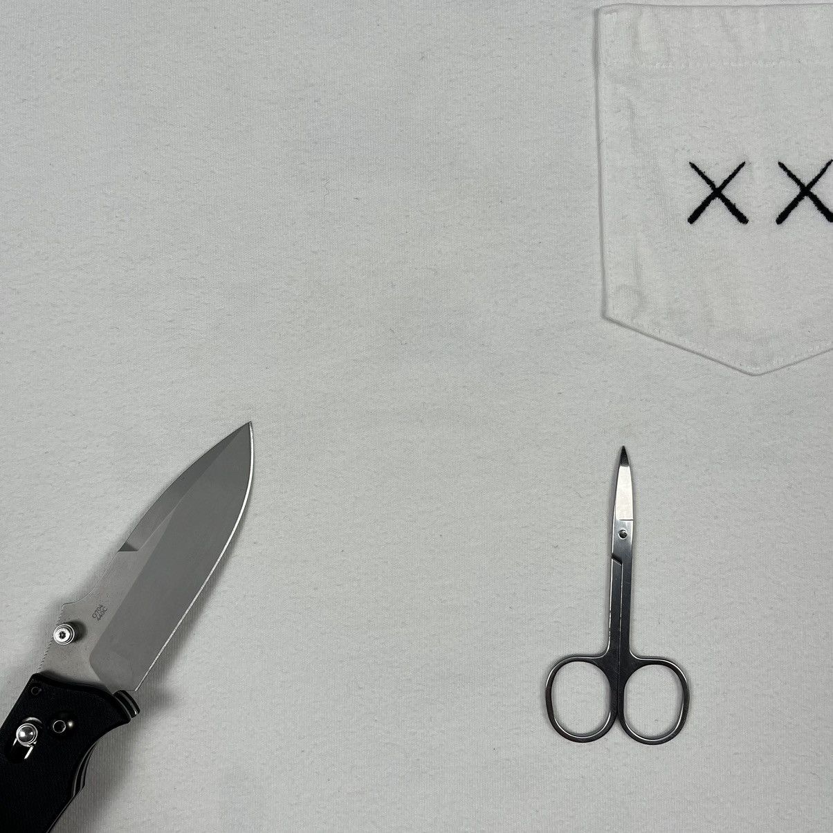 Kaws × Uniqlo Kaws x Uniqlo Sesame Street big logo y2k pocket tee Size US XS / EU 42 / 0 - 13 Thumbnail