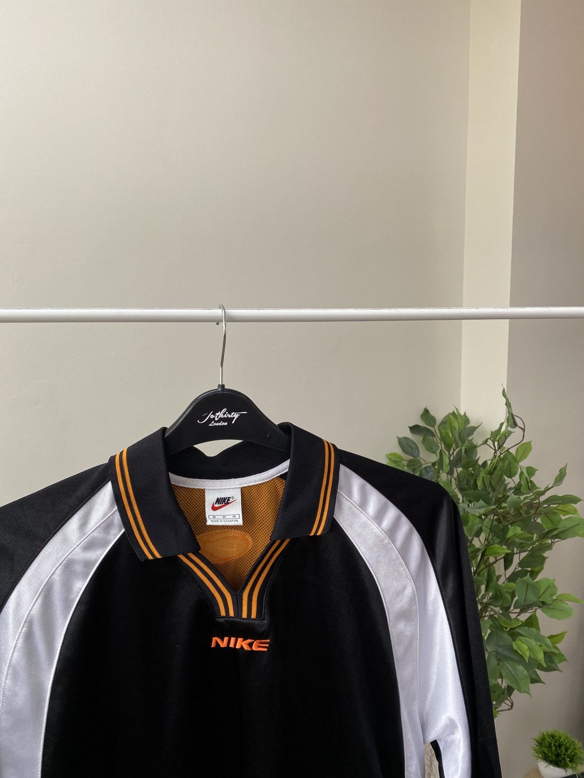Nike × Vintage Vintage Nike Basketball Jersey Rare Bloke Core Size US M / EU 48-50 / 2 - 6 Thumbnail